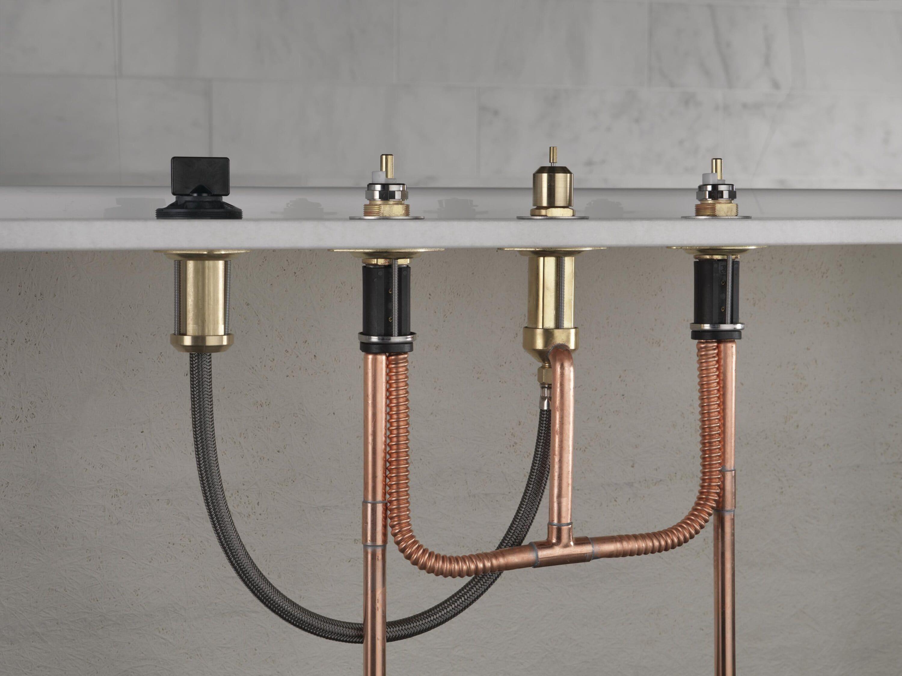 4-Hole Roman Tub Valve