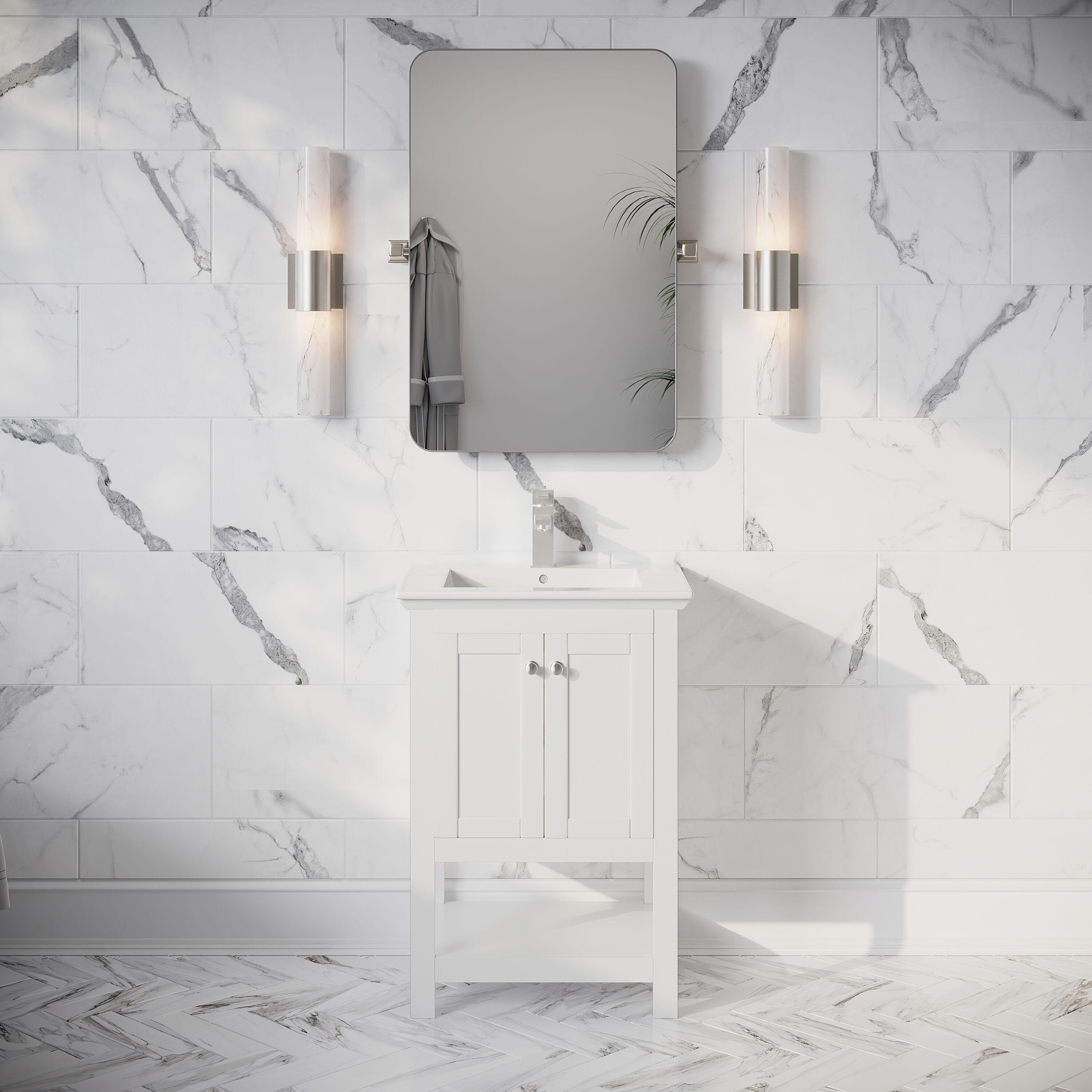 Fresca Manchester 24" White Traditional Bathroom Vanity