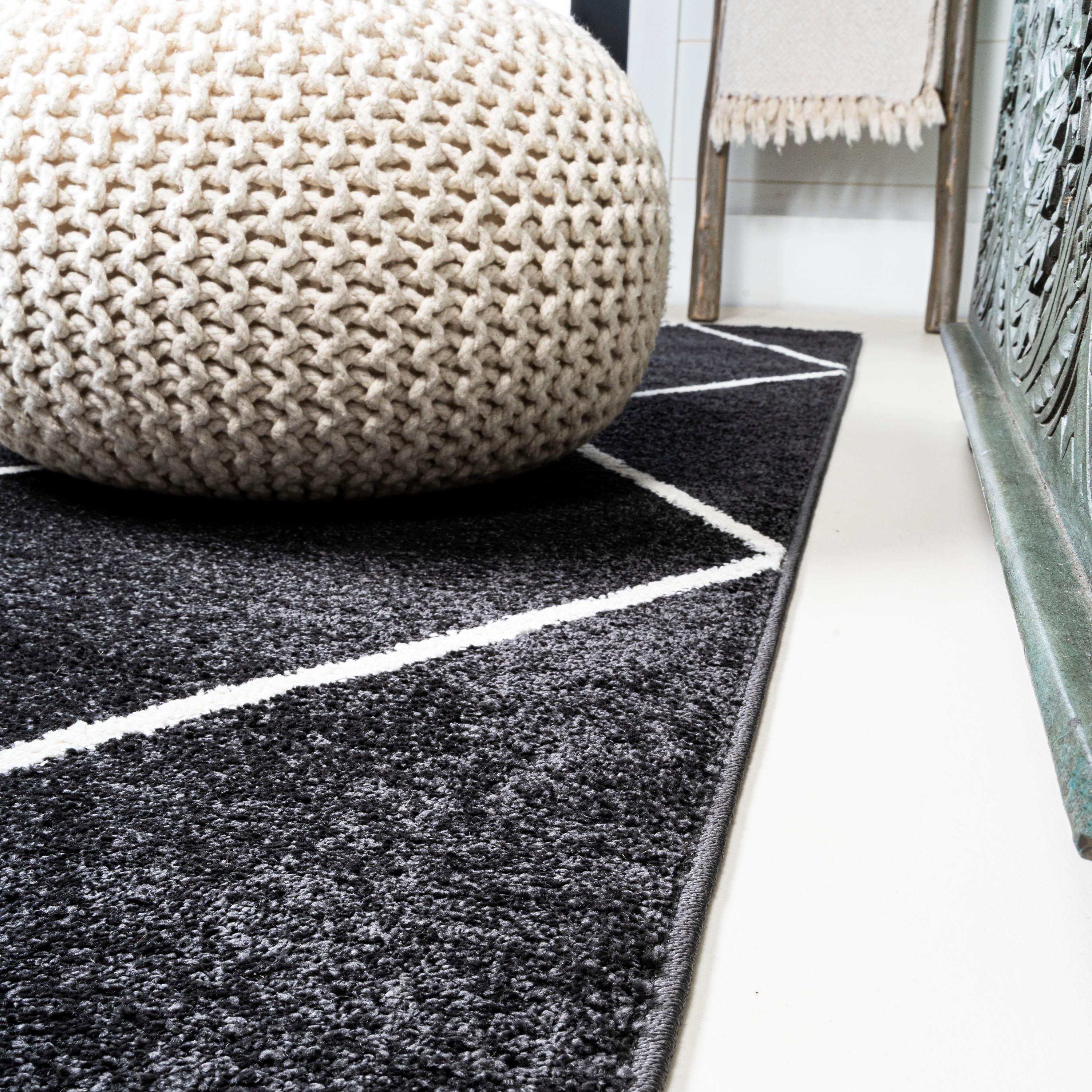 2'x10' Cole Minimalist Diamond Trellis Runner Rug, Black/White - JONATHAN Y