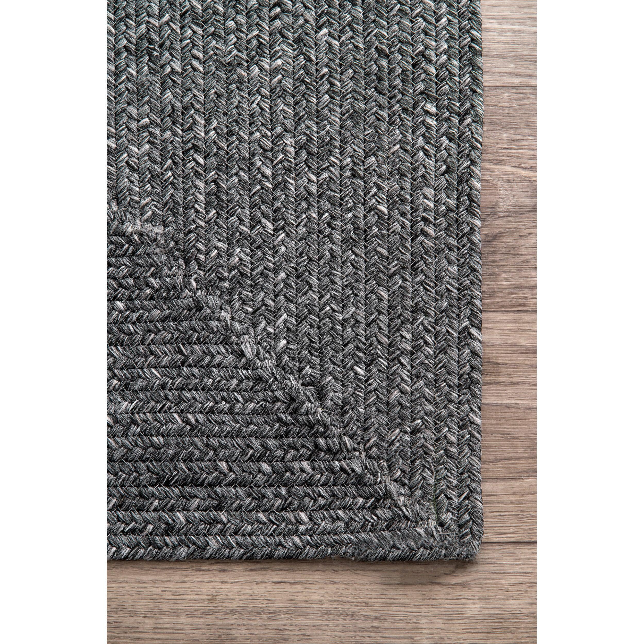 nuLOOM Wynn Braided Indoor/Outdoor Charcoal 2' x 3' Casual Area Rug