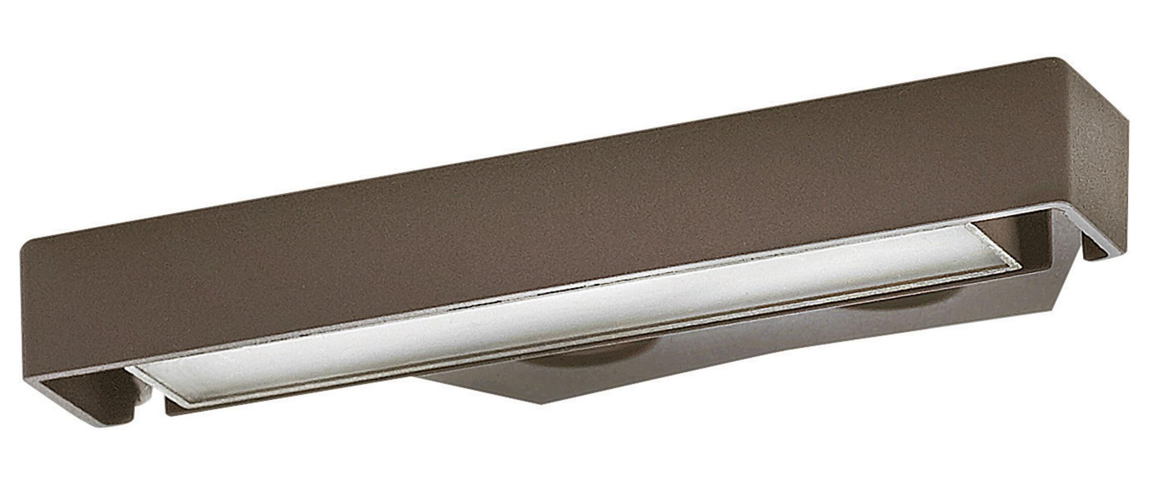 Hinkley Nuvi Low Voltage Hardwired Deck Light