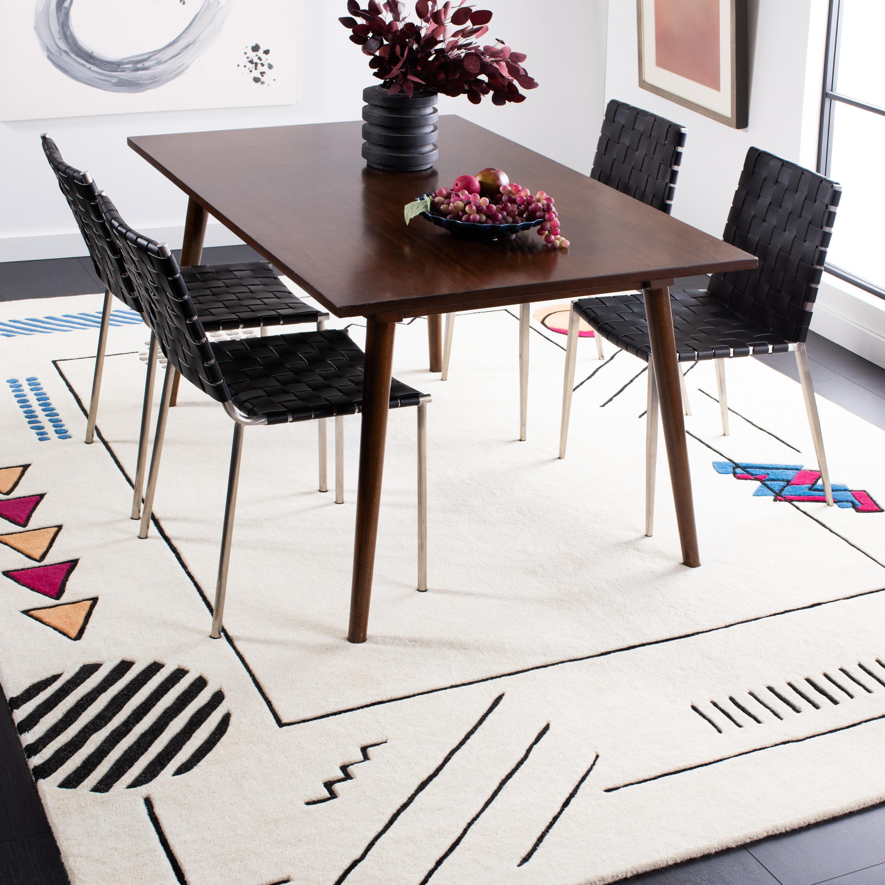 SAFAVIEH Fifth Avenue Cynthia Abstract Area Rug, Ivory/Blue, 6' x 6' Square