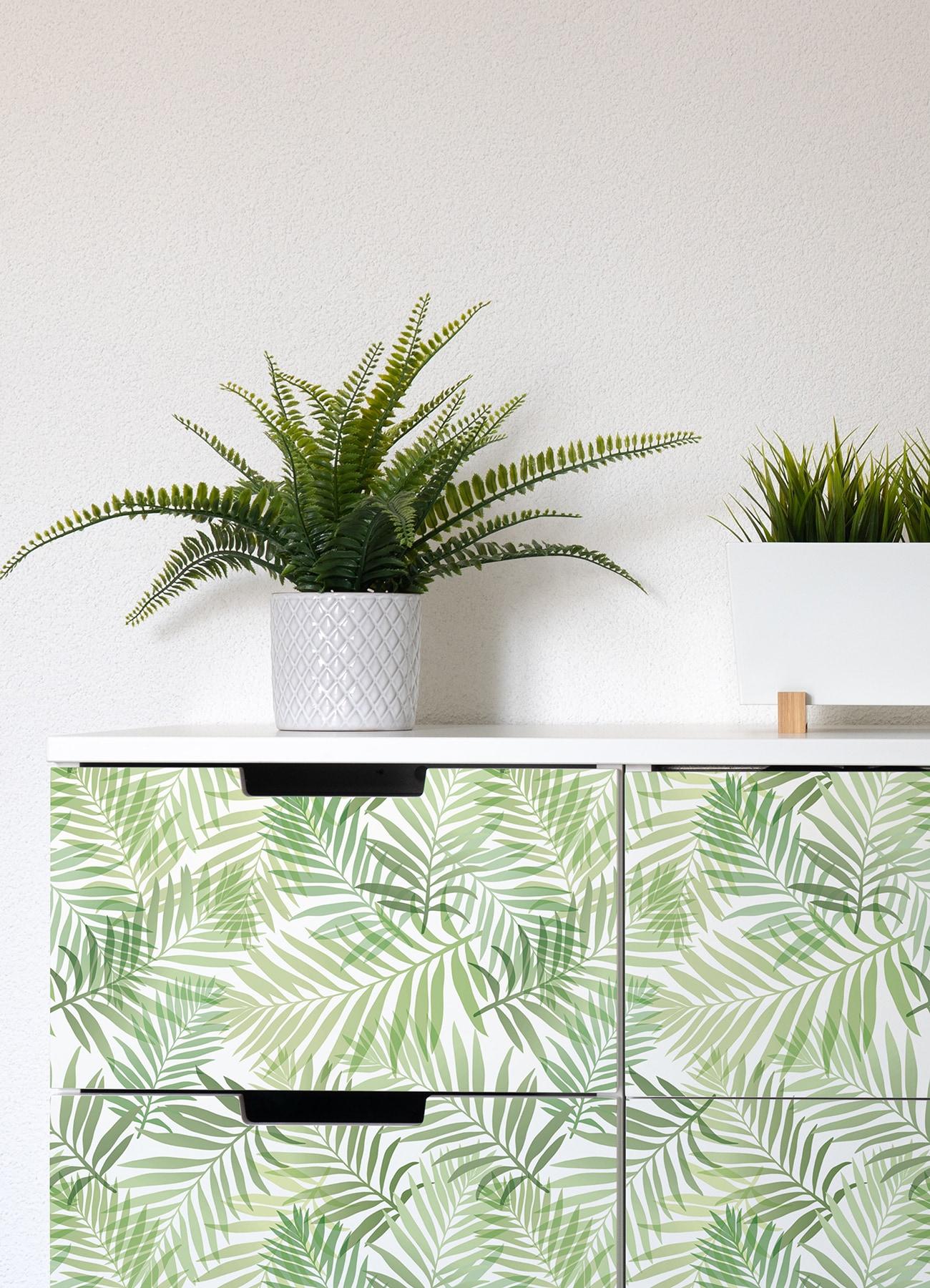 Tropical Vibe Peel & Stick Floral Roll
