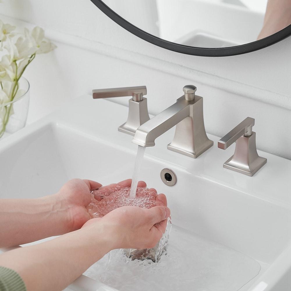 Widespread 2-handle Bathroom Faucet with Drain Assembly