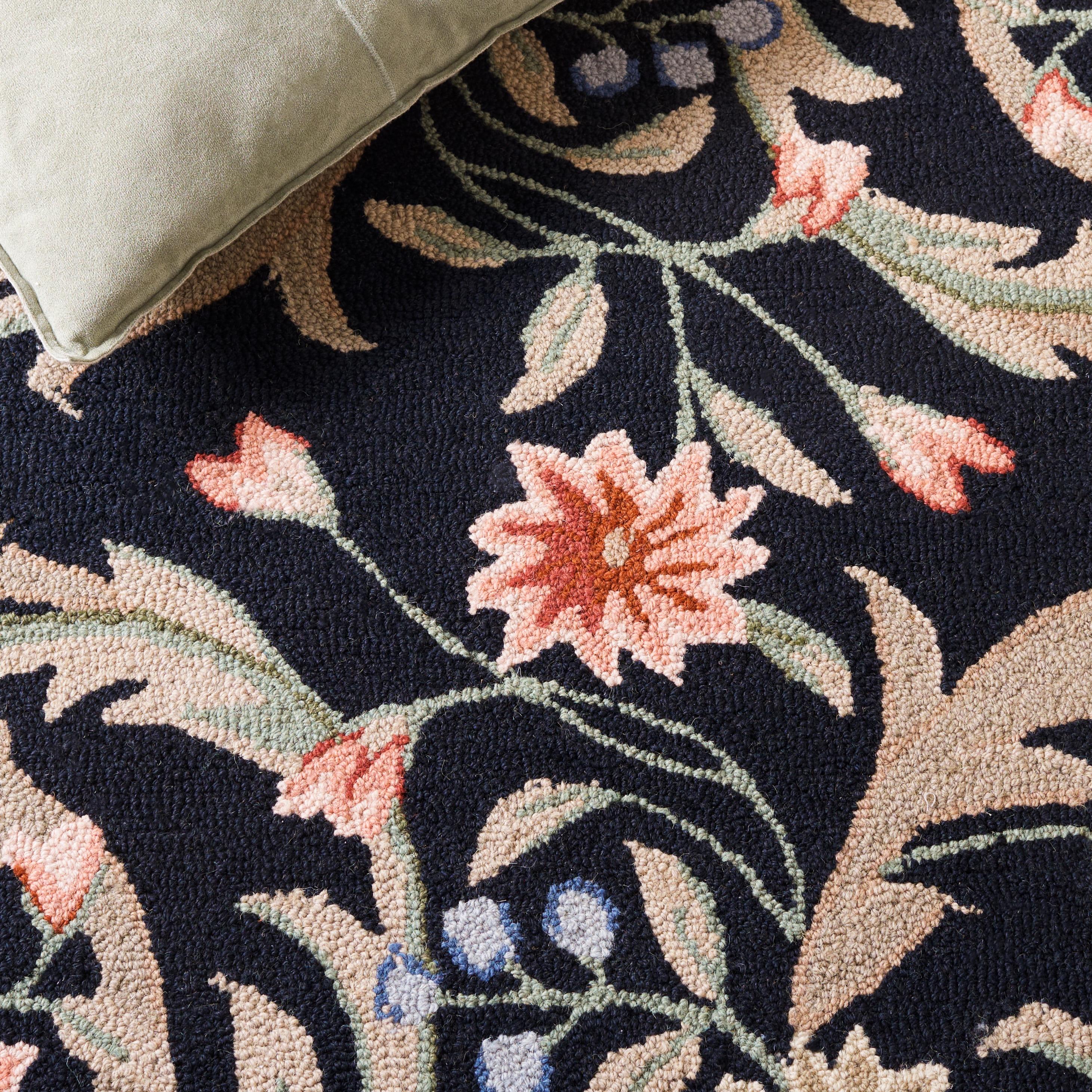 Chelsea HK248B Power Loomed Accent Rug - Black - 2'6"x4' - Safavieh.
