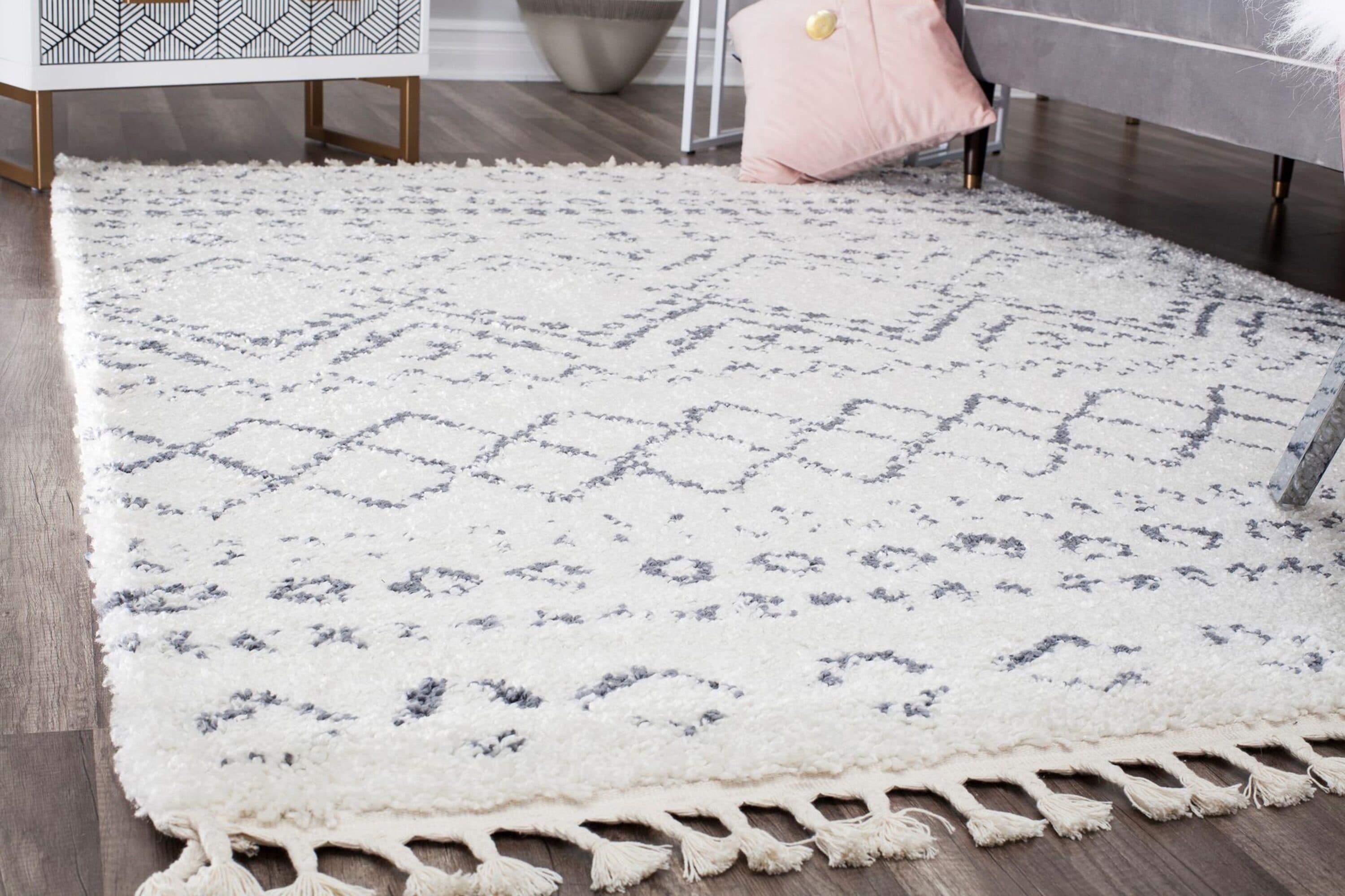 Silla Mason Shag Tribal Shadow Gray Area Rug