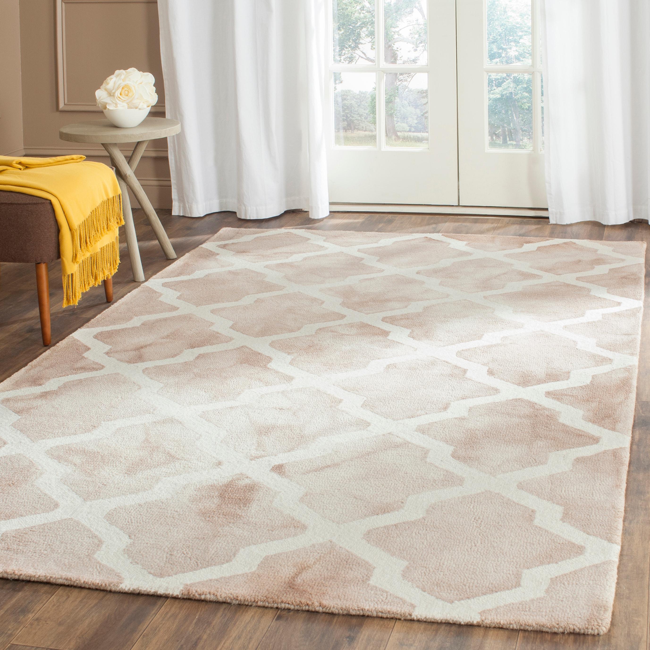 Dip Dye DDY540 Hand Tufted Indoor Accent Rug - Beige/Ivory - 3'x5' - Safavieh