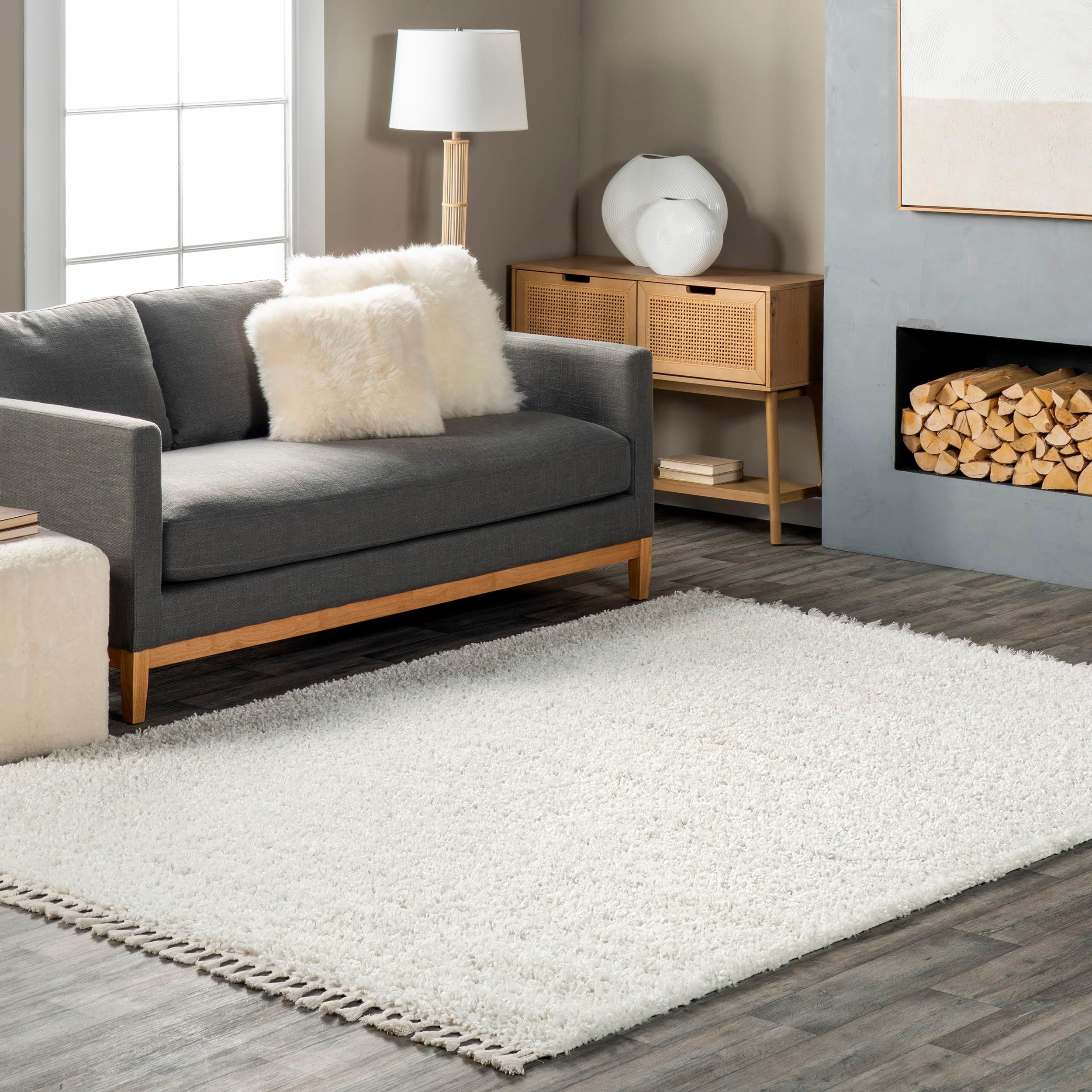 Nuloom Neva Solid 5x8 Shag Indoor Area Rug for Living Room Bedroom Dining Room Nursery, Ivory