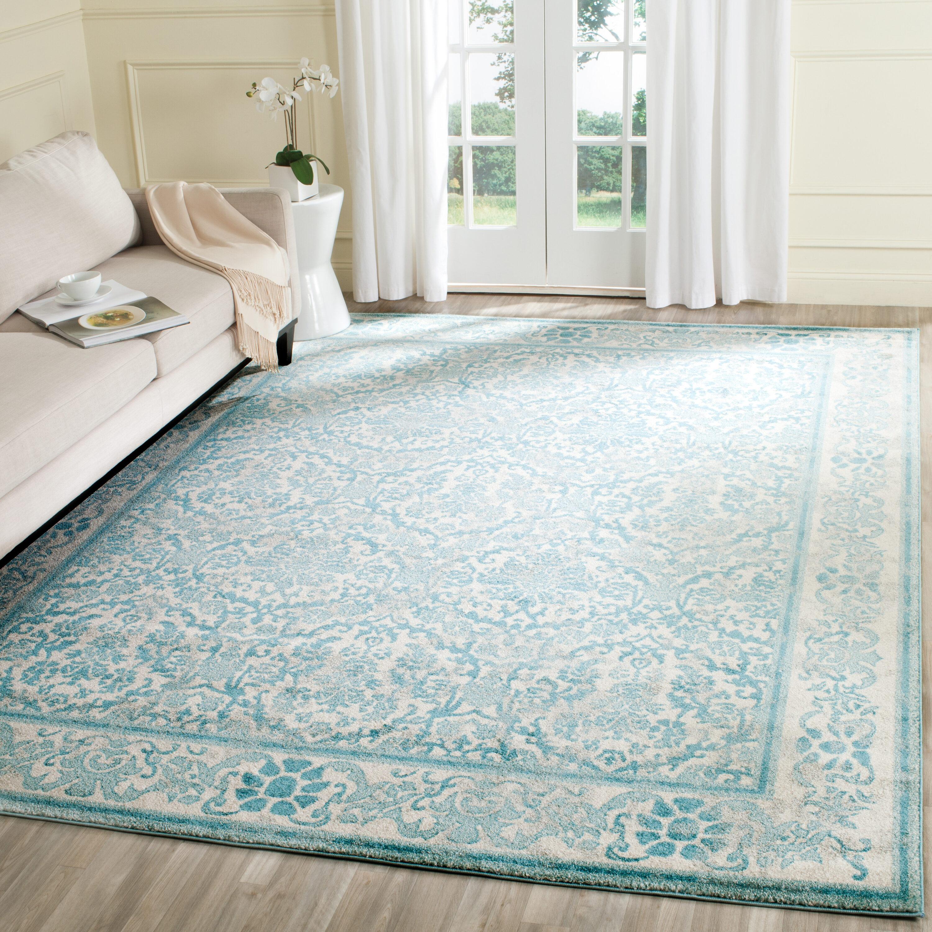 Irina Oriental Ivory/Light Blue Area Rug