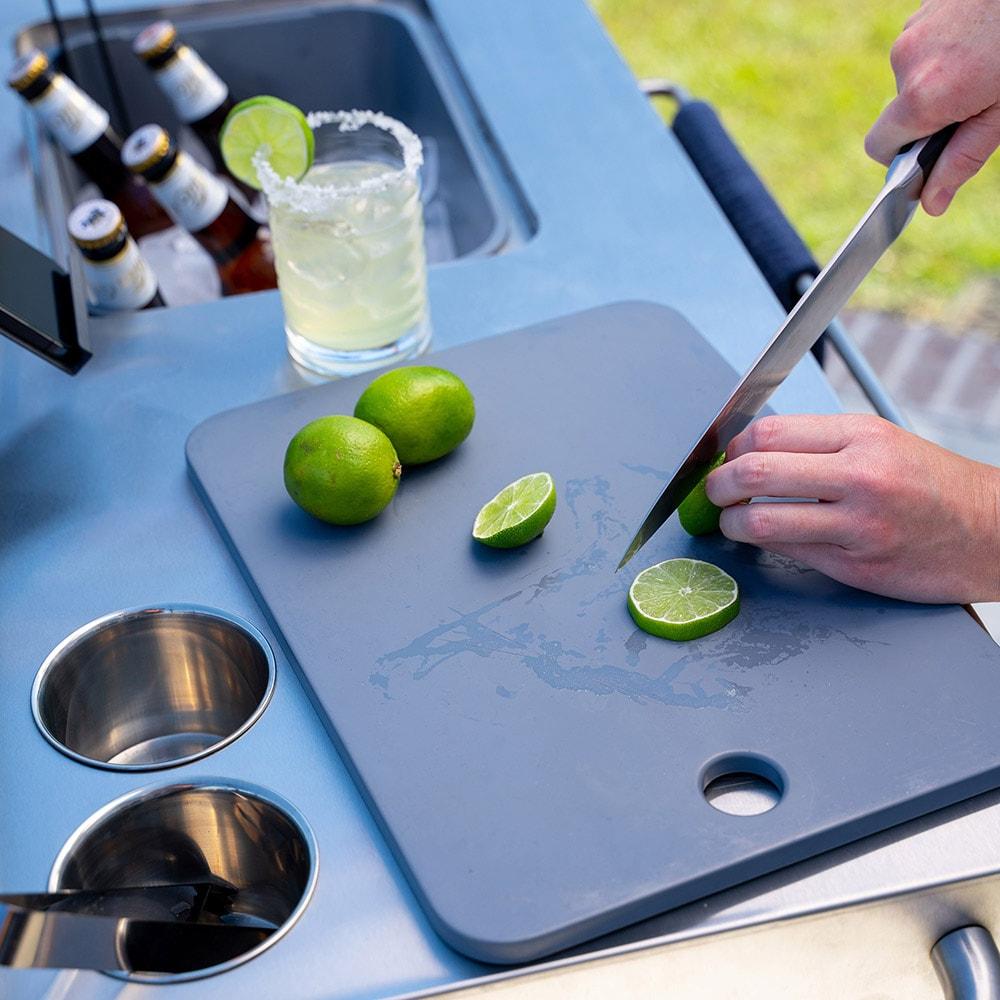 Charbroil Charbroil Entertainer Deluxe Indoor/Outdoor Grilling & Bar Cart