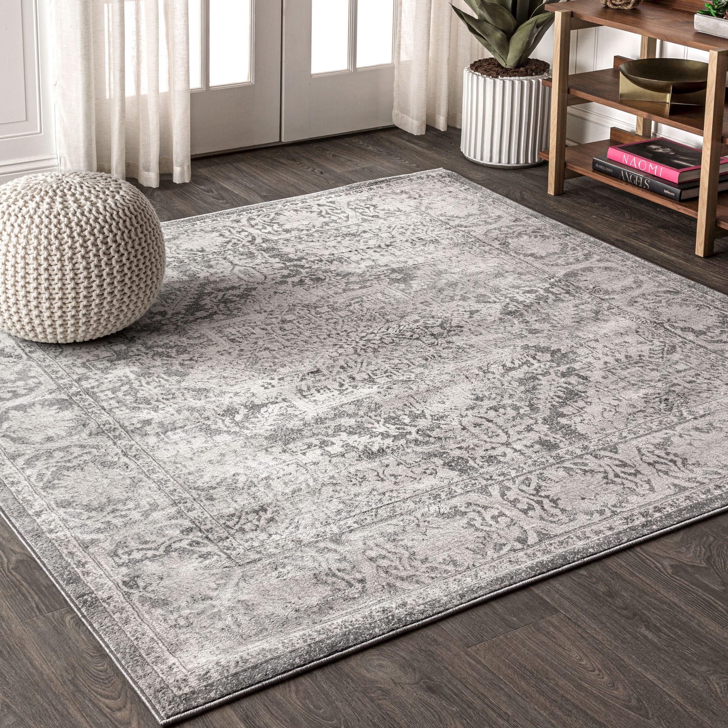 6'x6' Modern Persian Vintage Medallion Area Rug, Light Grey - JONATHAN Y