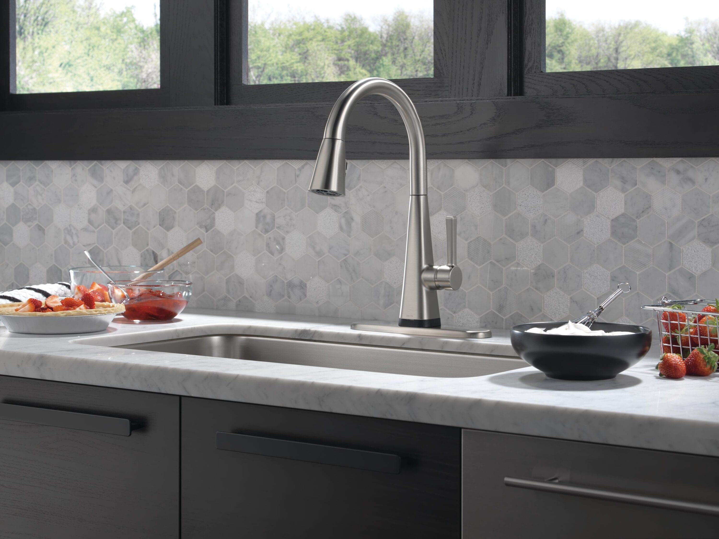 Lenta Pull Down Sprayer Touch Kitchen Sink Faucet, Touch Control Kitchen Faucet