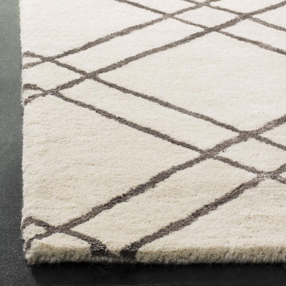 Himalaya HIM901 Hand Tufted Area Rug - Ivory/Dark Grey - 6'x6' - Safavieh.