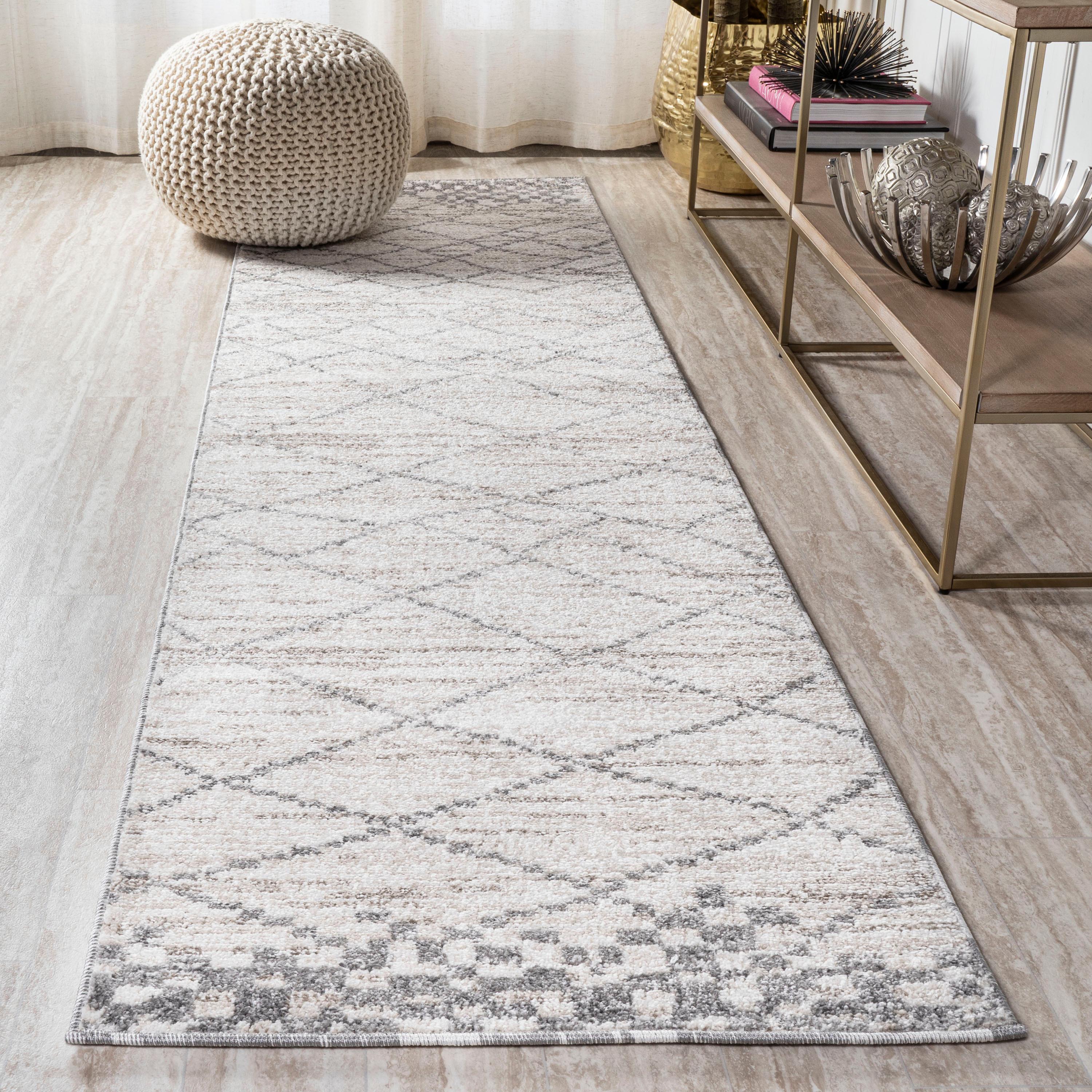 2'x8' Asilah Moroccan Modern Diamond Runner Rug, Light Gray - JONATHAN Y