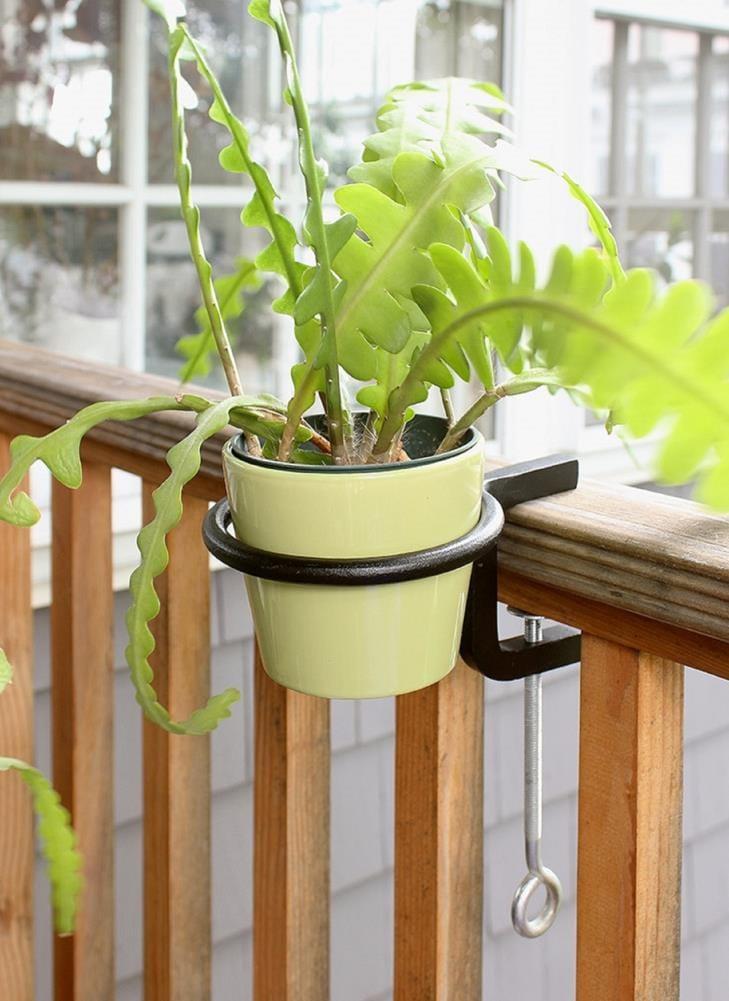 Metal Weather Resistant Bracket Plant Stand (Set of 2)