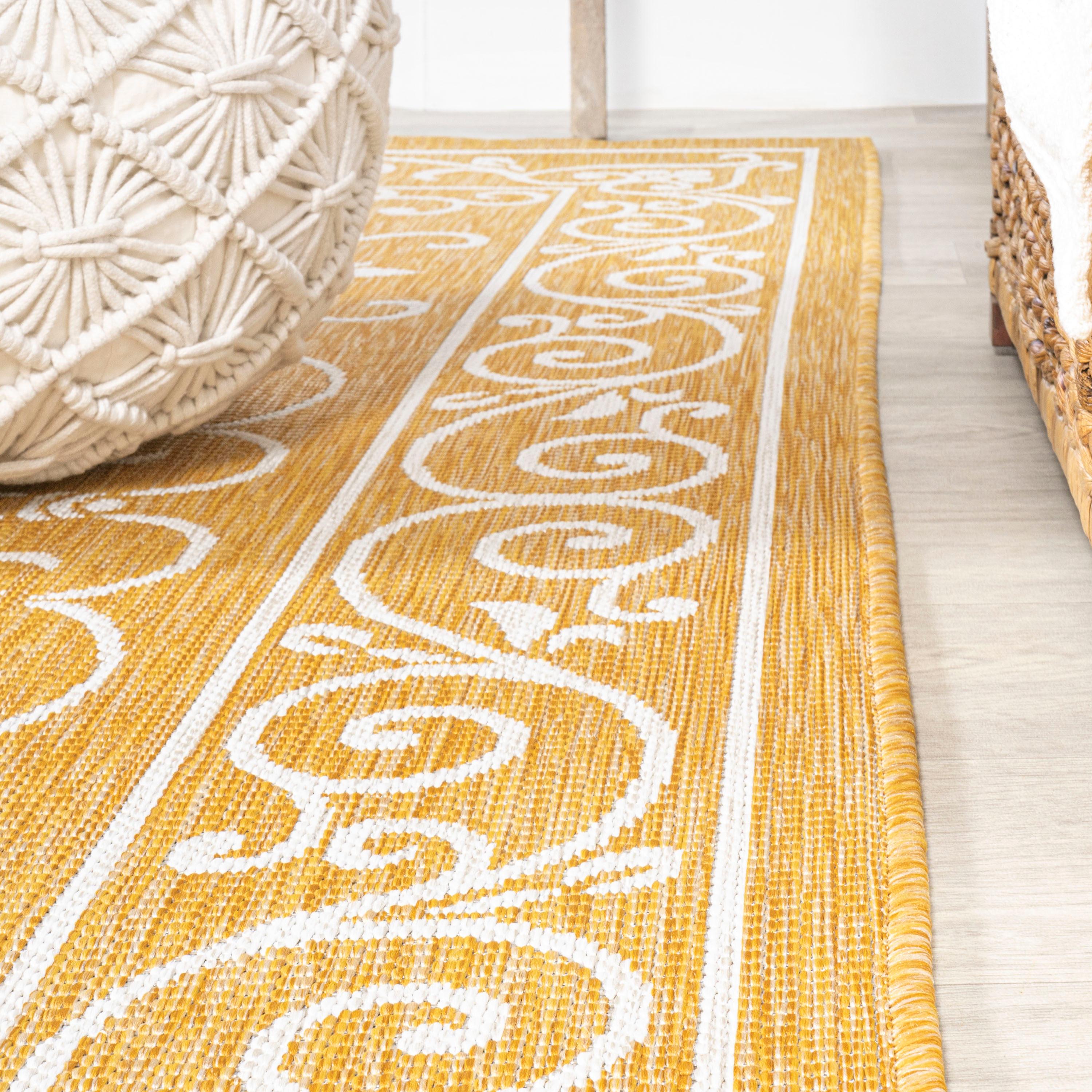 5' x 8' Charleston Vintage Filigree Textured Weave Indoor/Outdoor Area Rug, Yellow/Cream - JONATHAN Y