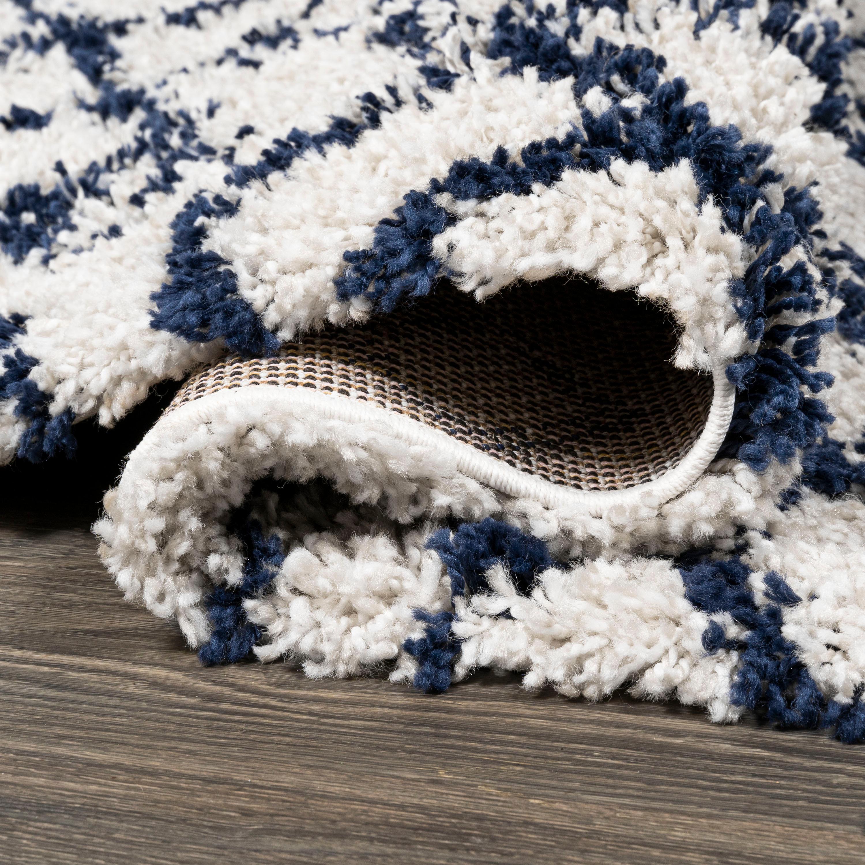 4'x6' Sineu Moroccan Diamond Shag Area Rug, Beige/Navy - JONATHAN Y