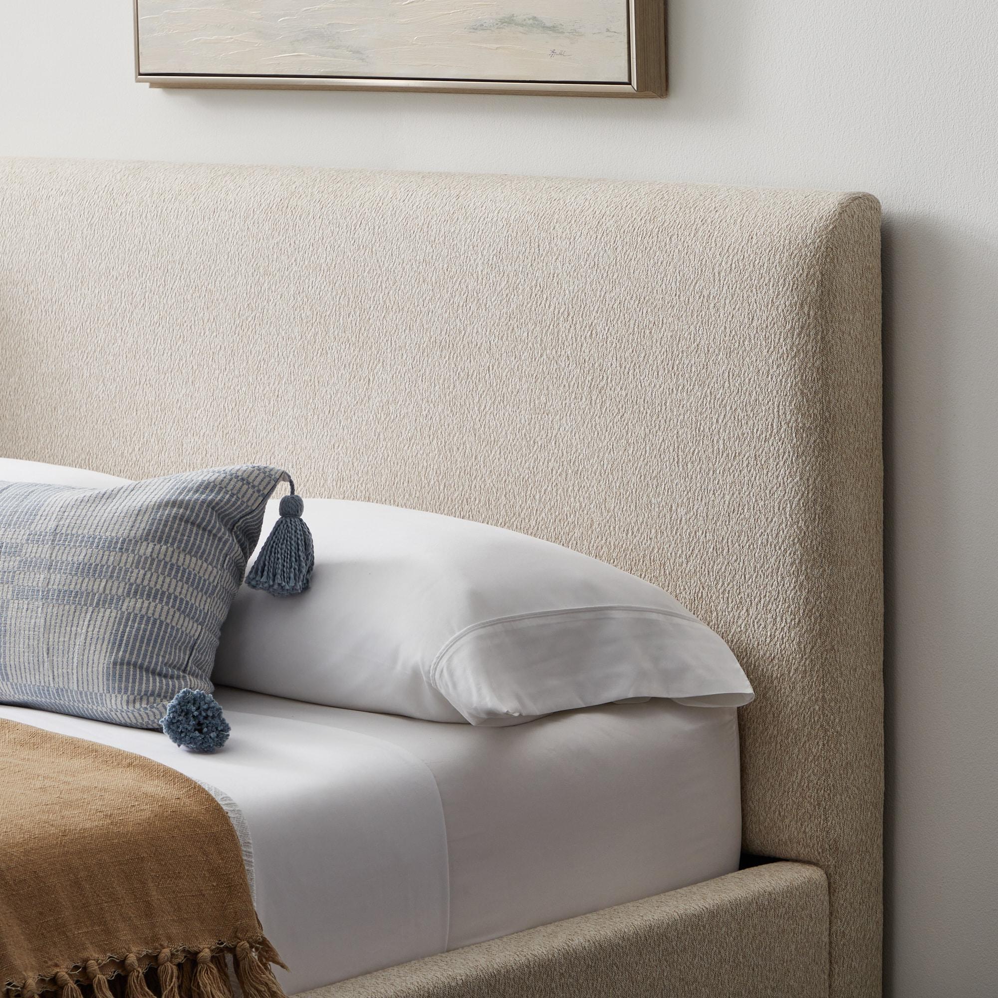Wade Logan® Garfinkel Upholstered Platform Bed