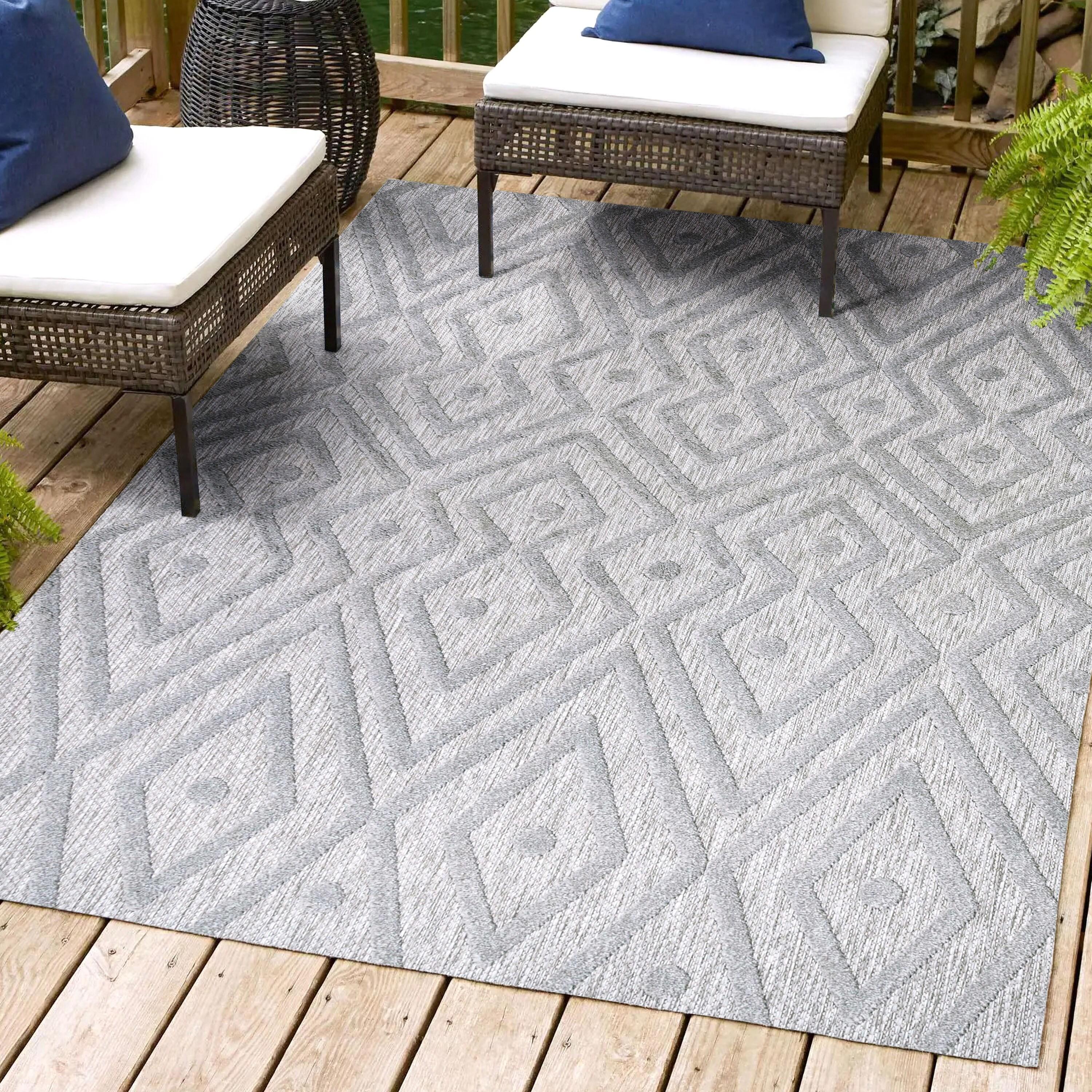 5'x8' Balansat Moroccan Diamond Indoor/Outdoor Area Rug, Light Gray - JONATHAN Y