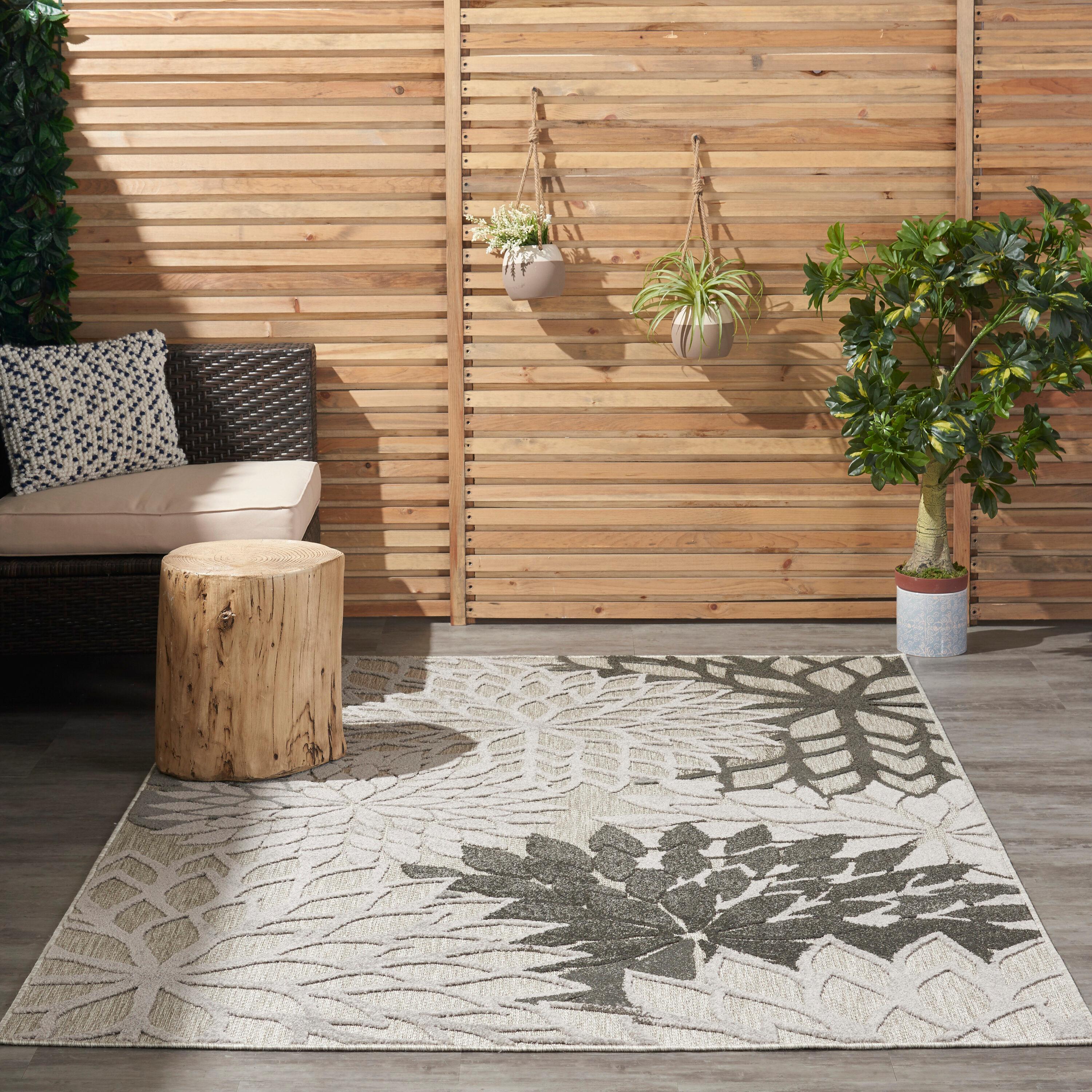 Nourison Aloha Floral Bloom Flatweave High-Low Indoor Outdoor Area Rug Silver Grey 3'6" x 5'6"