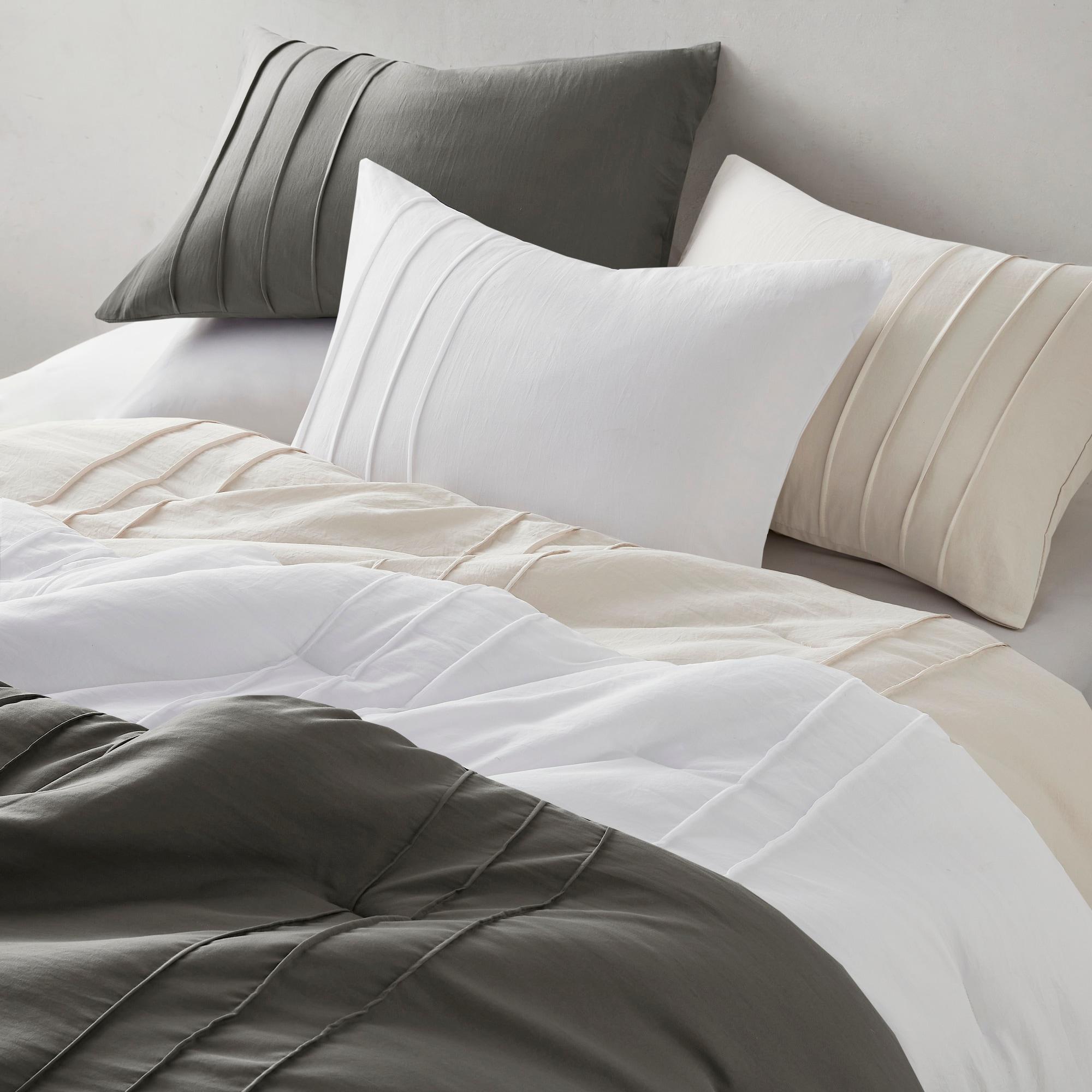 Regency Heights Twin/Twin XL Comforter Set, Boho 2-Piece Pintuck Stitching Dorm Bedding Set, Soft Washed Pleated Bed Sets with Pillow Sham Grey