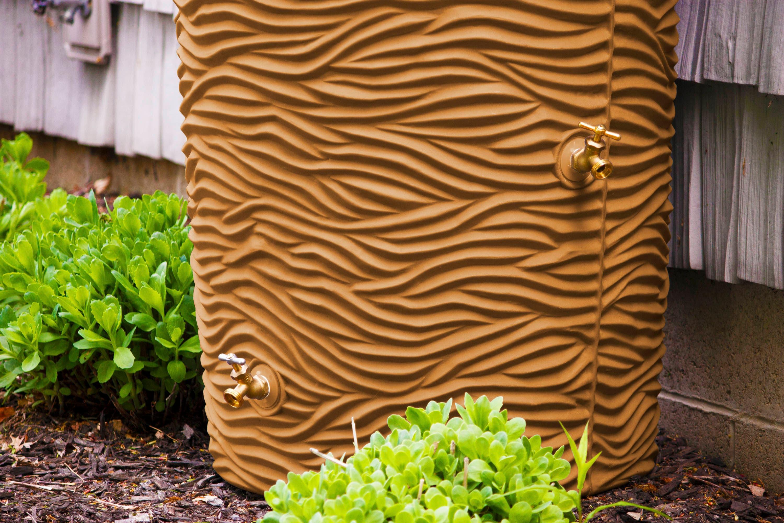 Loon Peak® Loon Peak® 65 Gallons Plastic Drainable Planter Rain Barrel