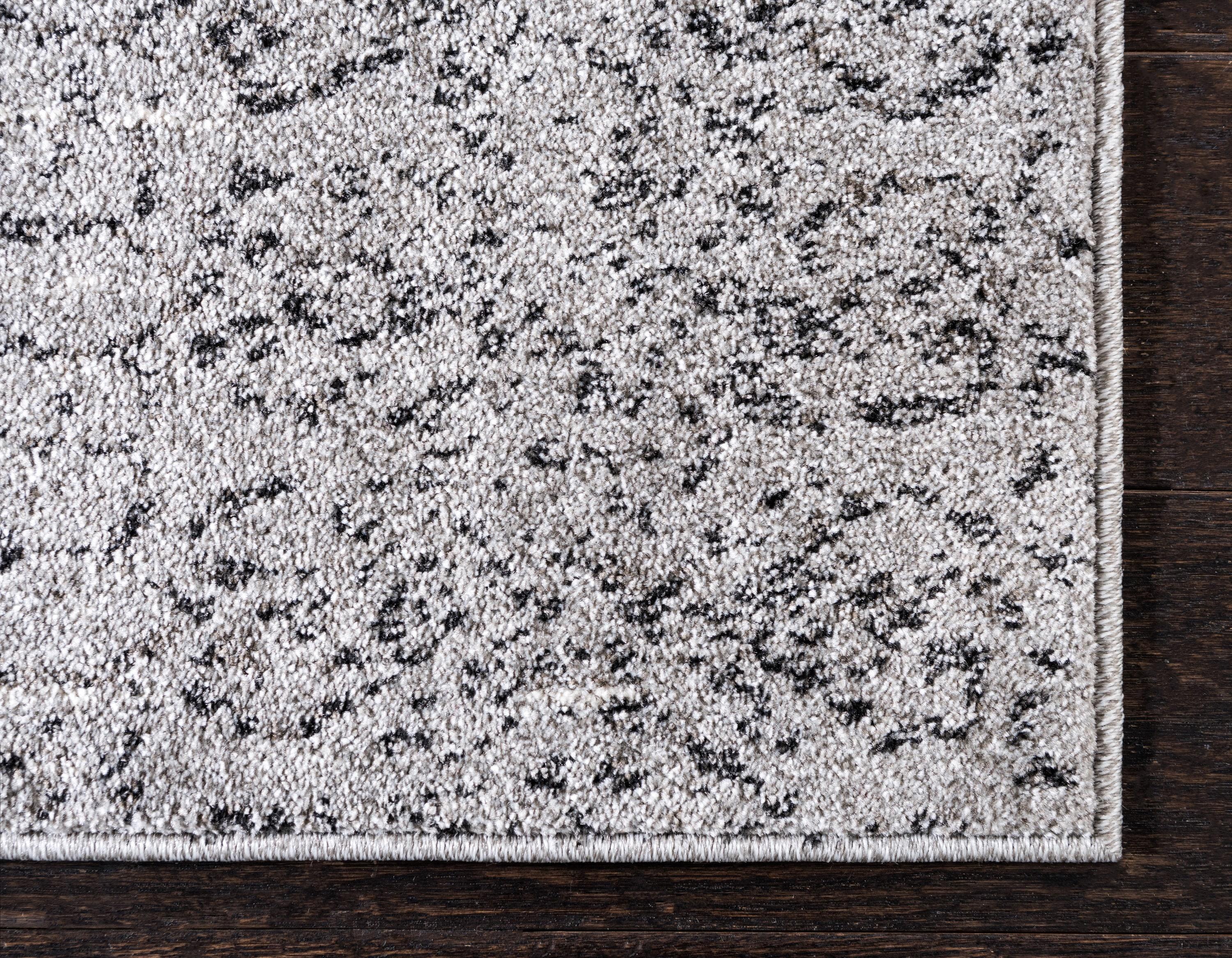 Unique Loom Del Mar Collection Area Rug - Jennifer (4' 1" x 6' 1" Rectangle Gray/Black)