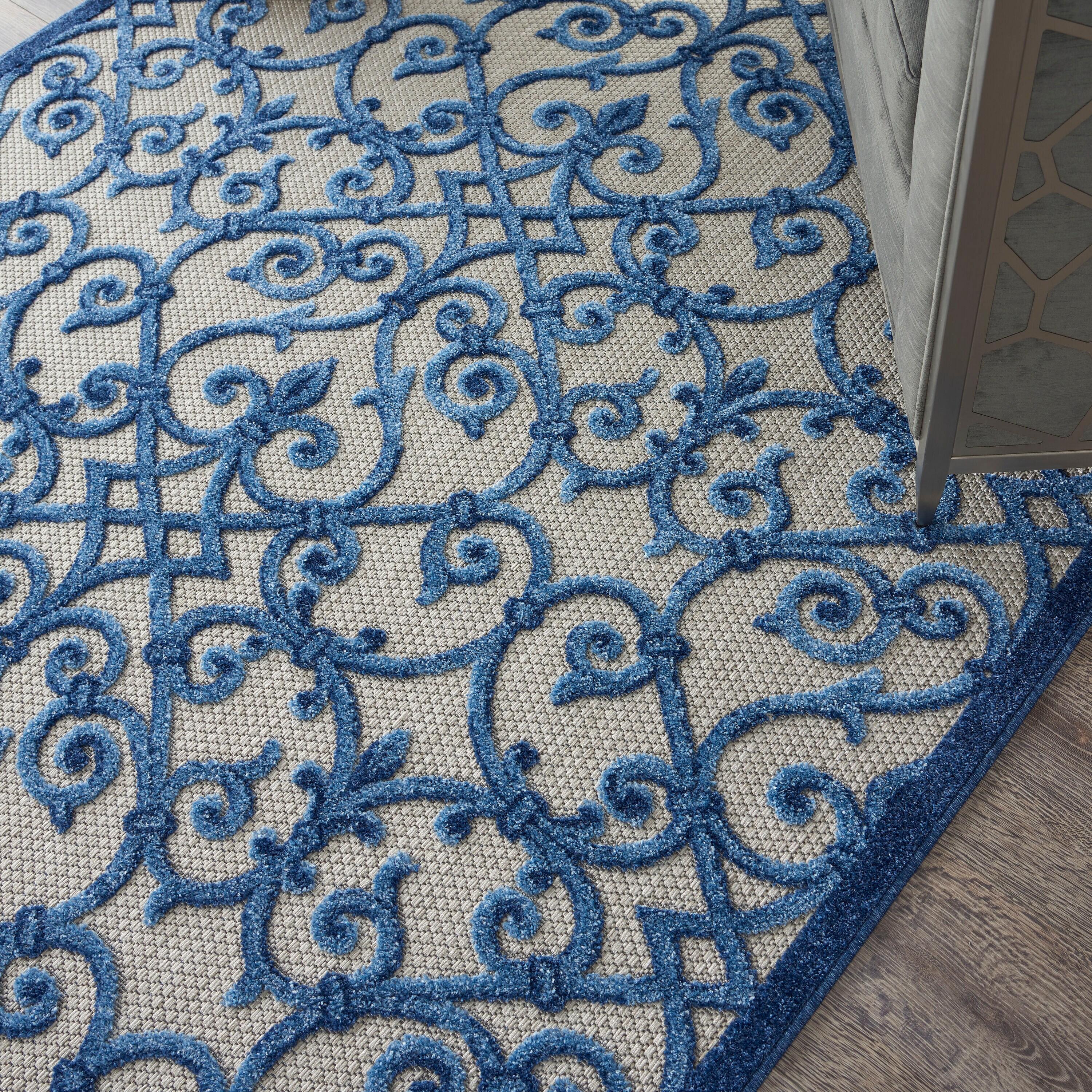 Lark Manor™ Rectangle Isalia 3'6" x 5'6" Area Rug in Blue/Gray