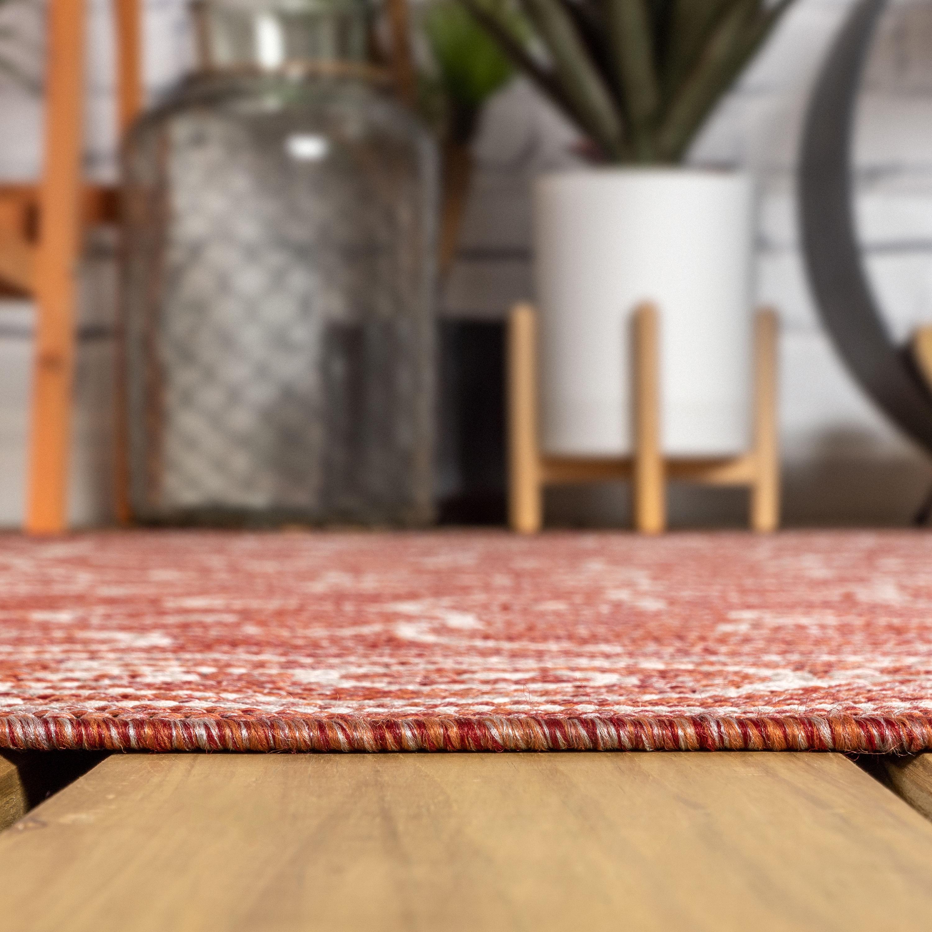 5' Round Charleston Vintage Filigree Textured Weave Indoor/Outdoor Area Rug, Red/Beige - JONATHAN Y
