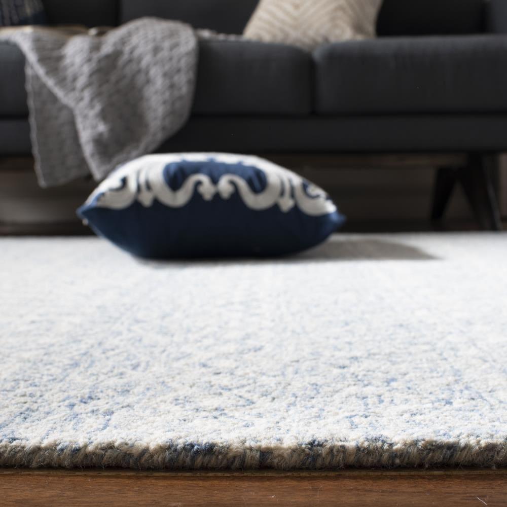 Micro-Loop MLP502 Hand Tufted Indoor Area Rug - Blue/Ivory - 5'x5' - Safavieh