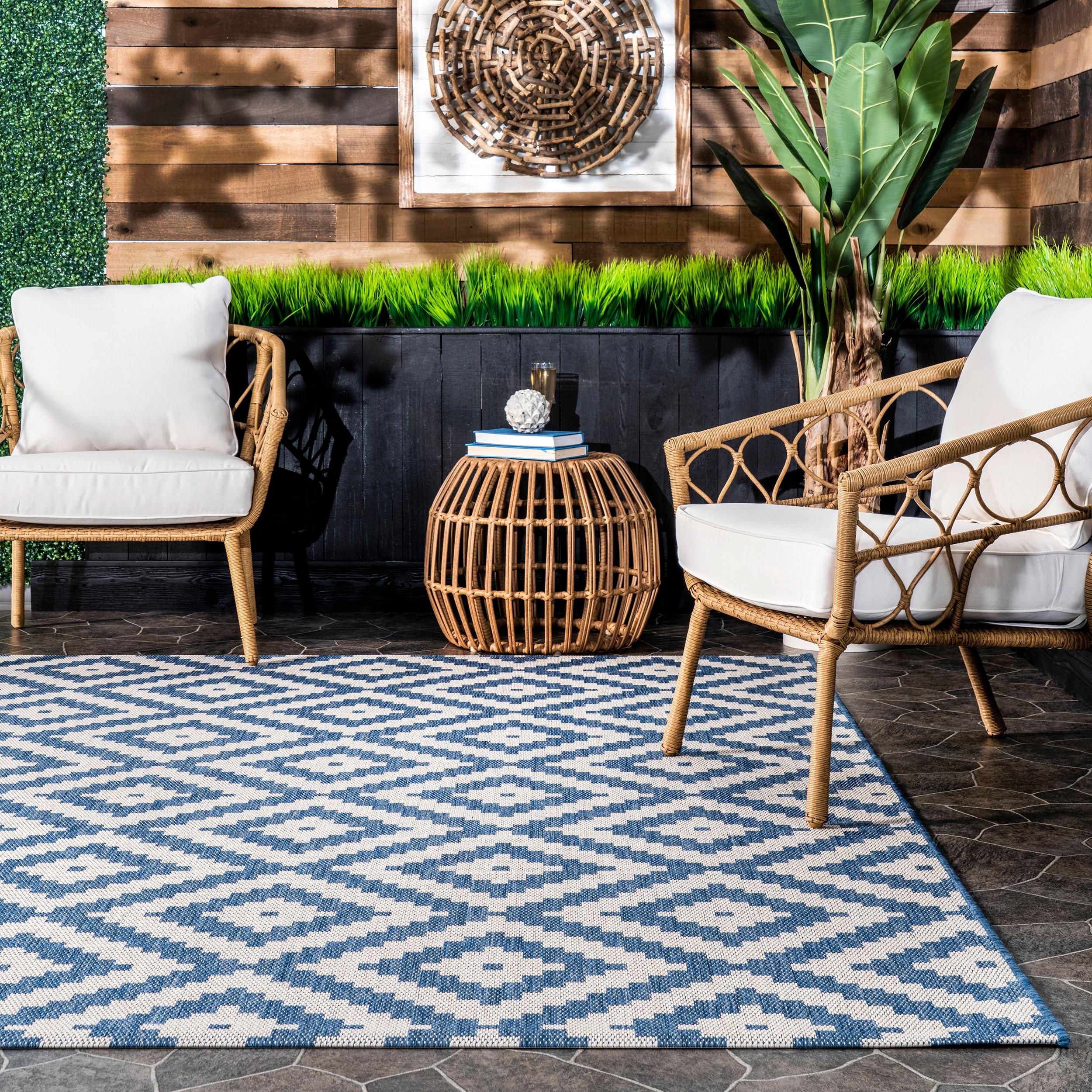 Nuloom Marybelle Geometric Oval 5x8 Indoor/Outdoor Area Rug for Living Room Patio Deck Front Porch Kitchen, Blue/Ivory