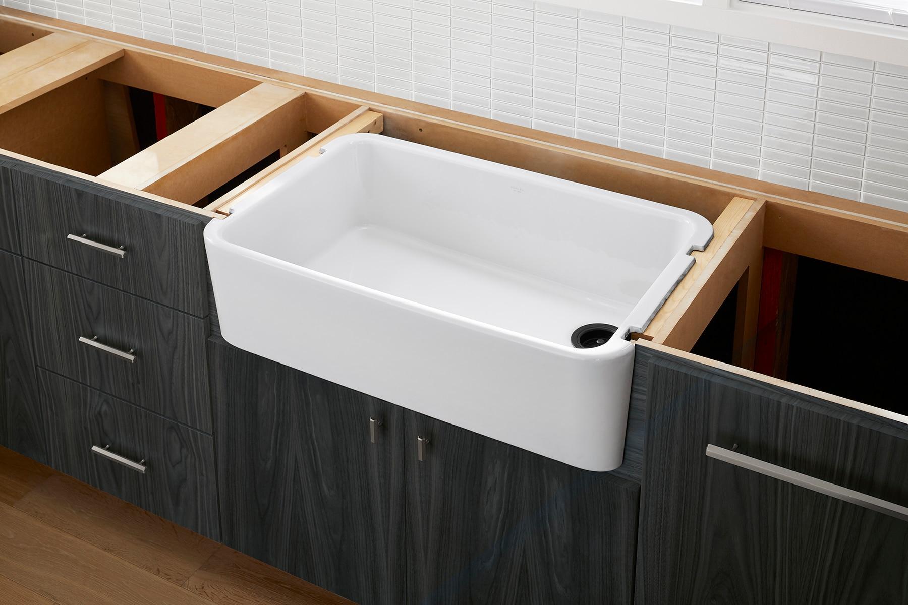 Ironridge 34" Undermount Single-Bowl Farmhouse Cast Iron Kitchen Sink with Apron Front