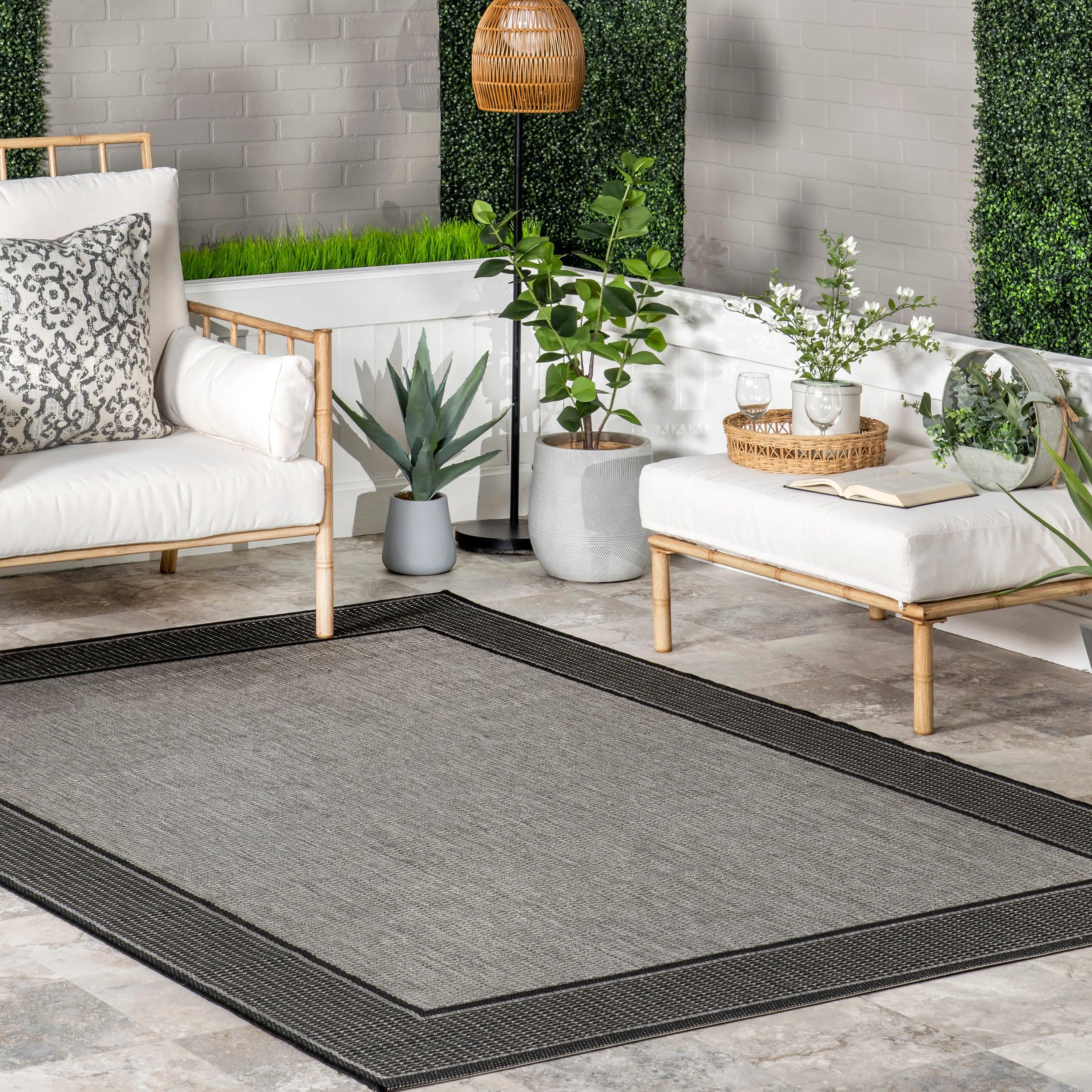 Nuloom Gris Bordered 6x9 Indoor/Outdoor Area Rug for Living Room Patio Deck Front Porch Kitchen, Grey/Black