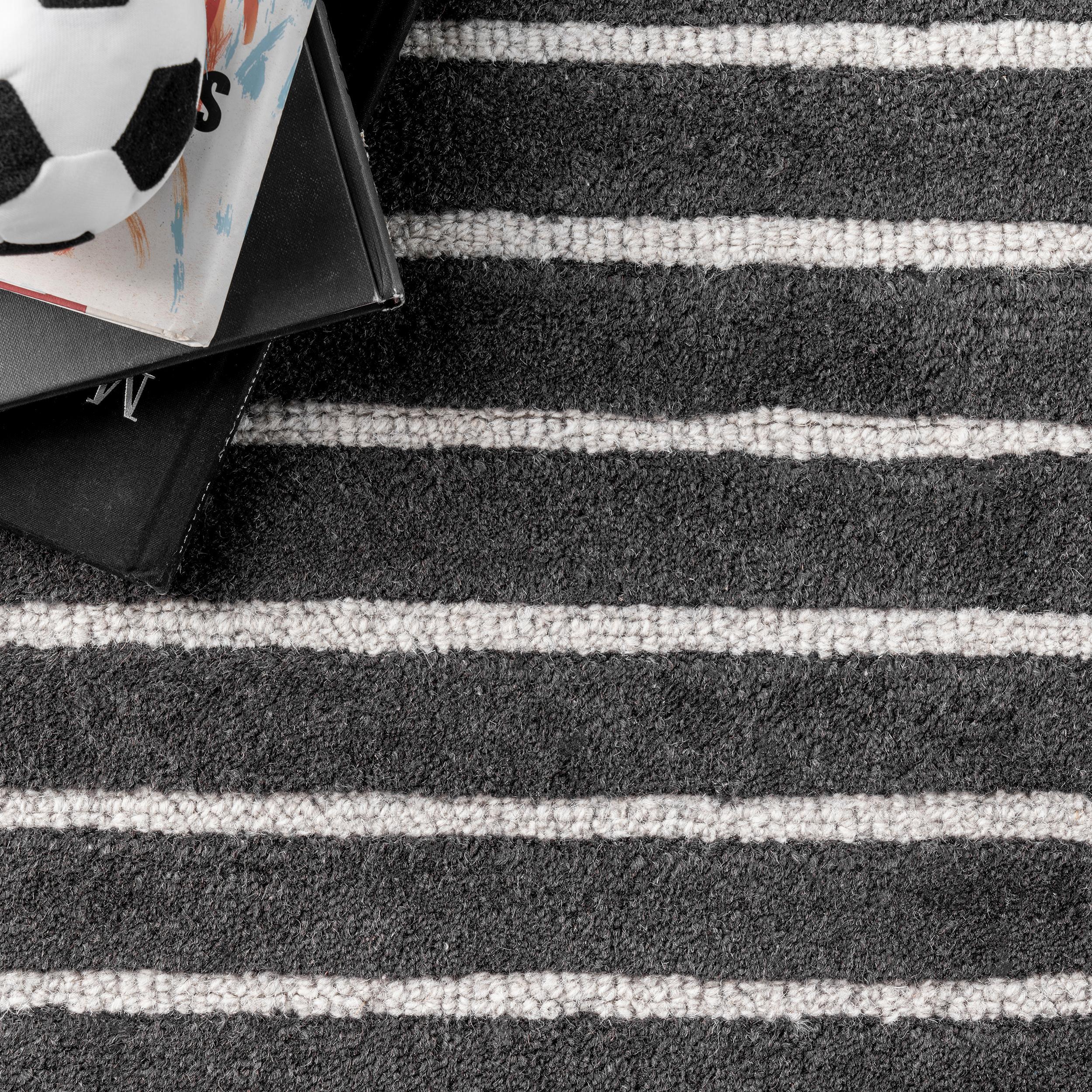 Nuloom Mandia Striped Wool Area Rug, 9' x 12', Charcoal