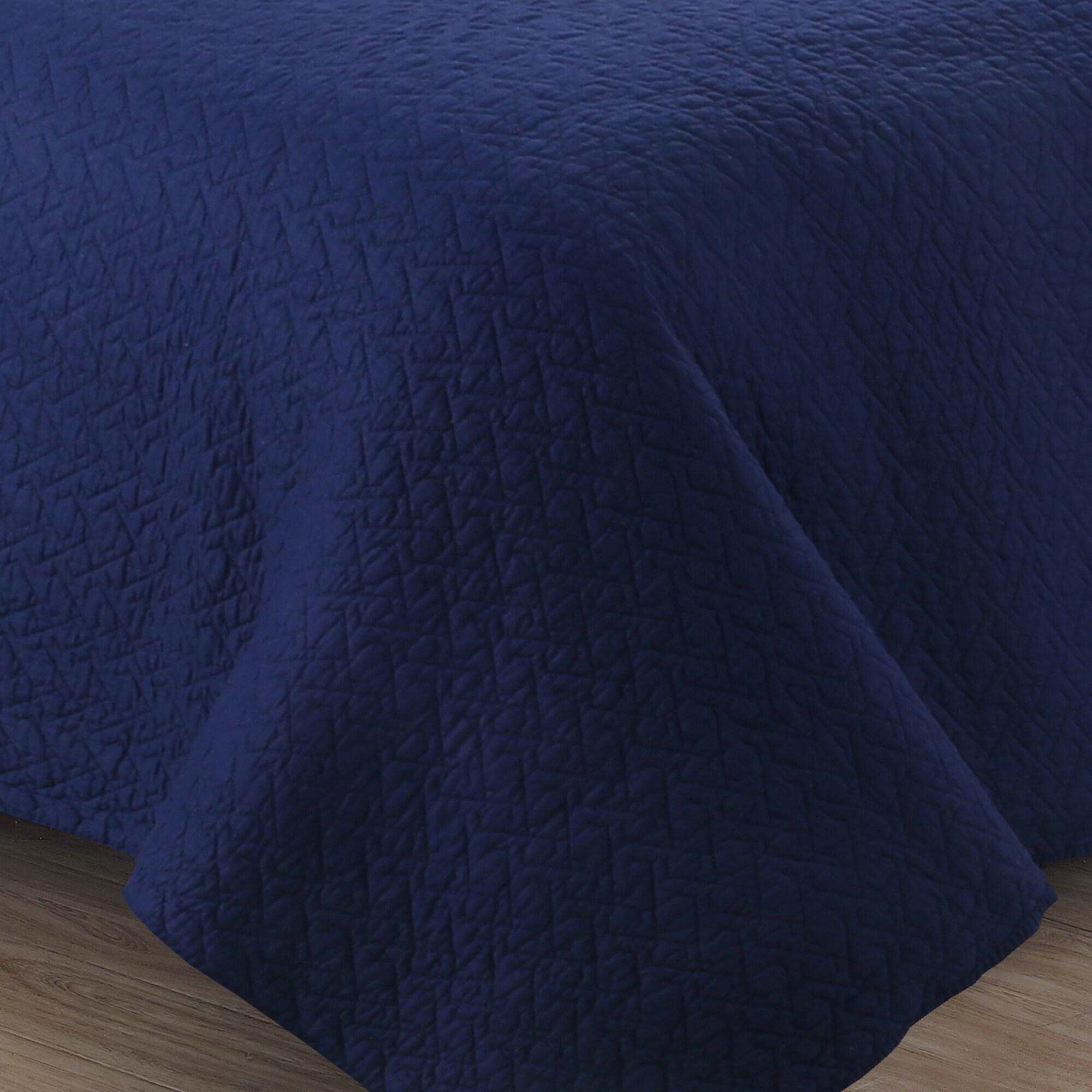 Estate Collection Tristan 2 -Piece Navy Twin Quilt Set