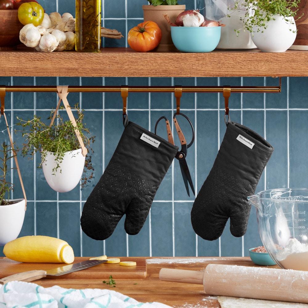 KitchenAid Asteroid Solid Textured Oven Mitt