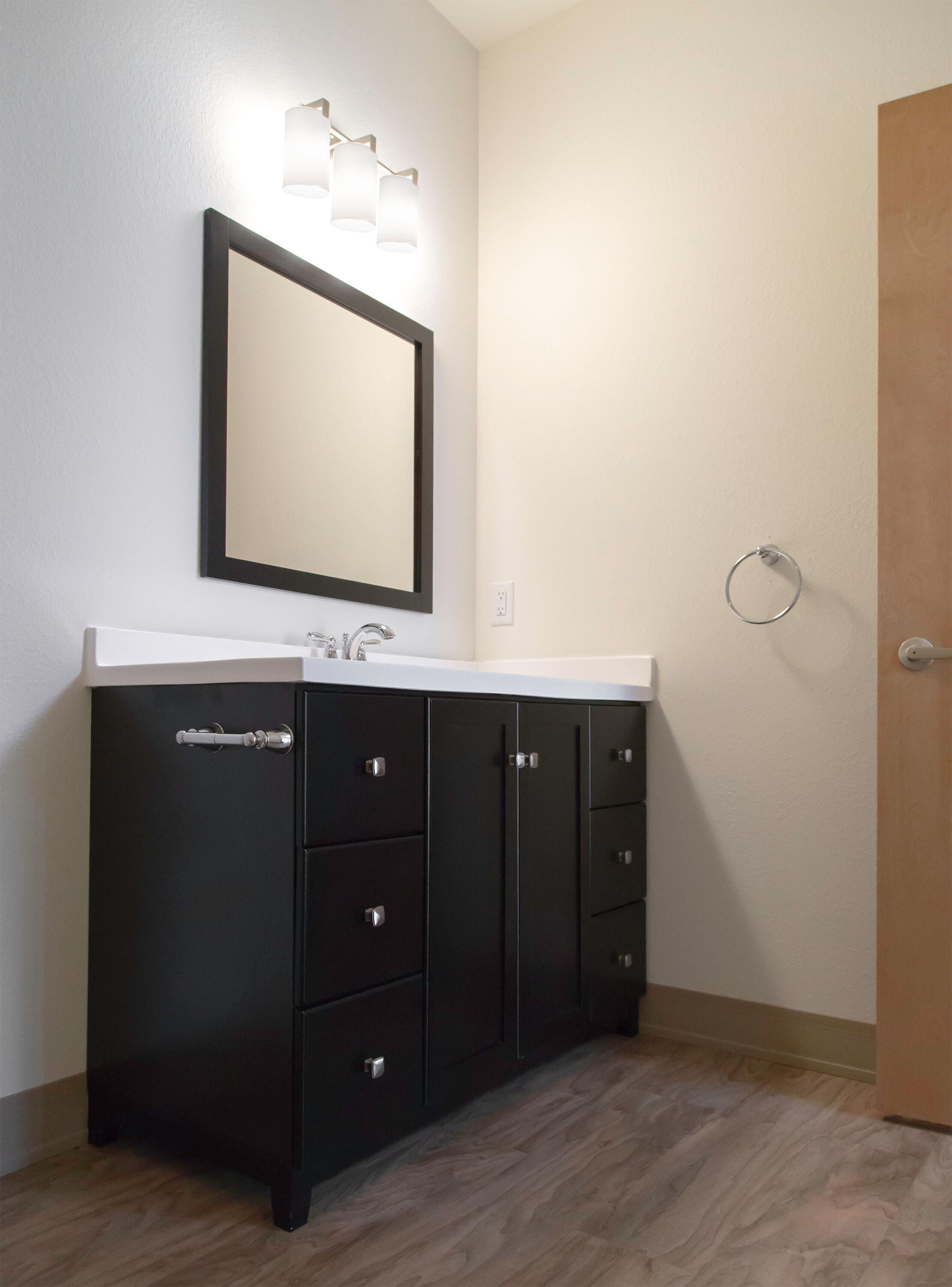 Design House Design House Kassel Toilet Paper Holder 558197