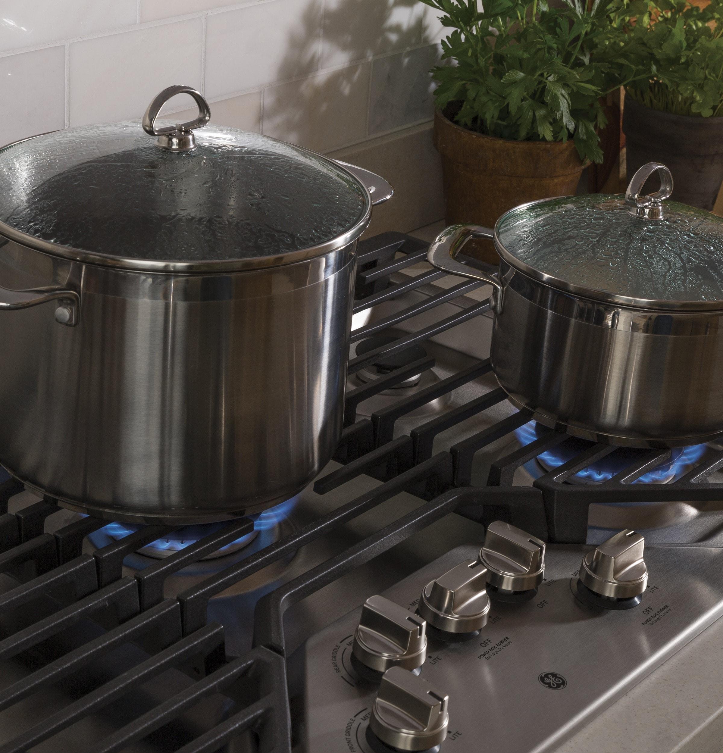 GE Appliances GE Appliances 36" Gas 5 Burner Cooktop with Dual Size Power Burner JGP5036SLSS