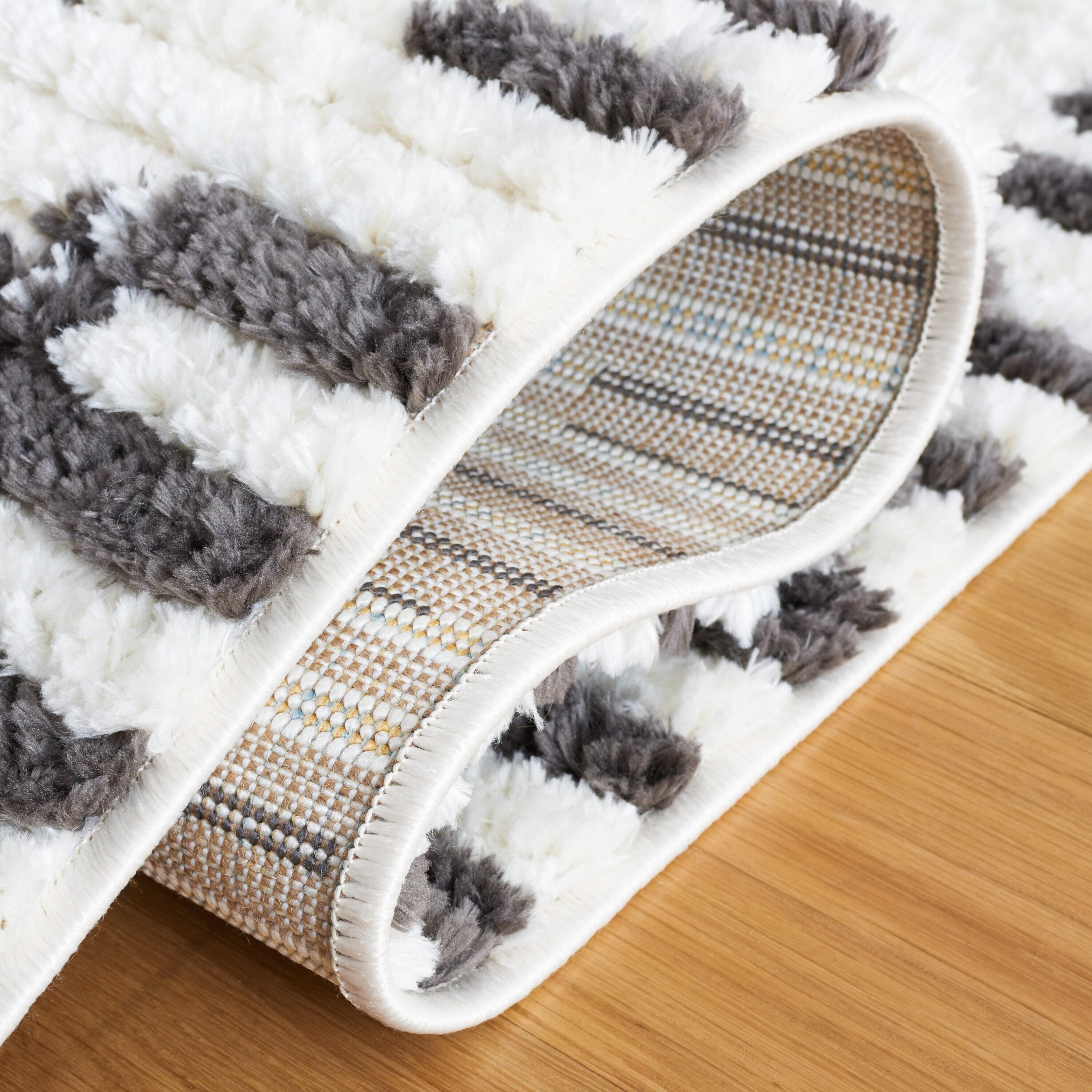 Marrakesh MRK304 Power Loomed Area Rug - Ivory/Dark Gray - 6'7"x6'7" - Safavieh.