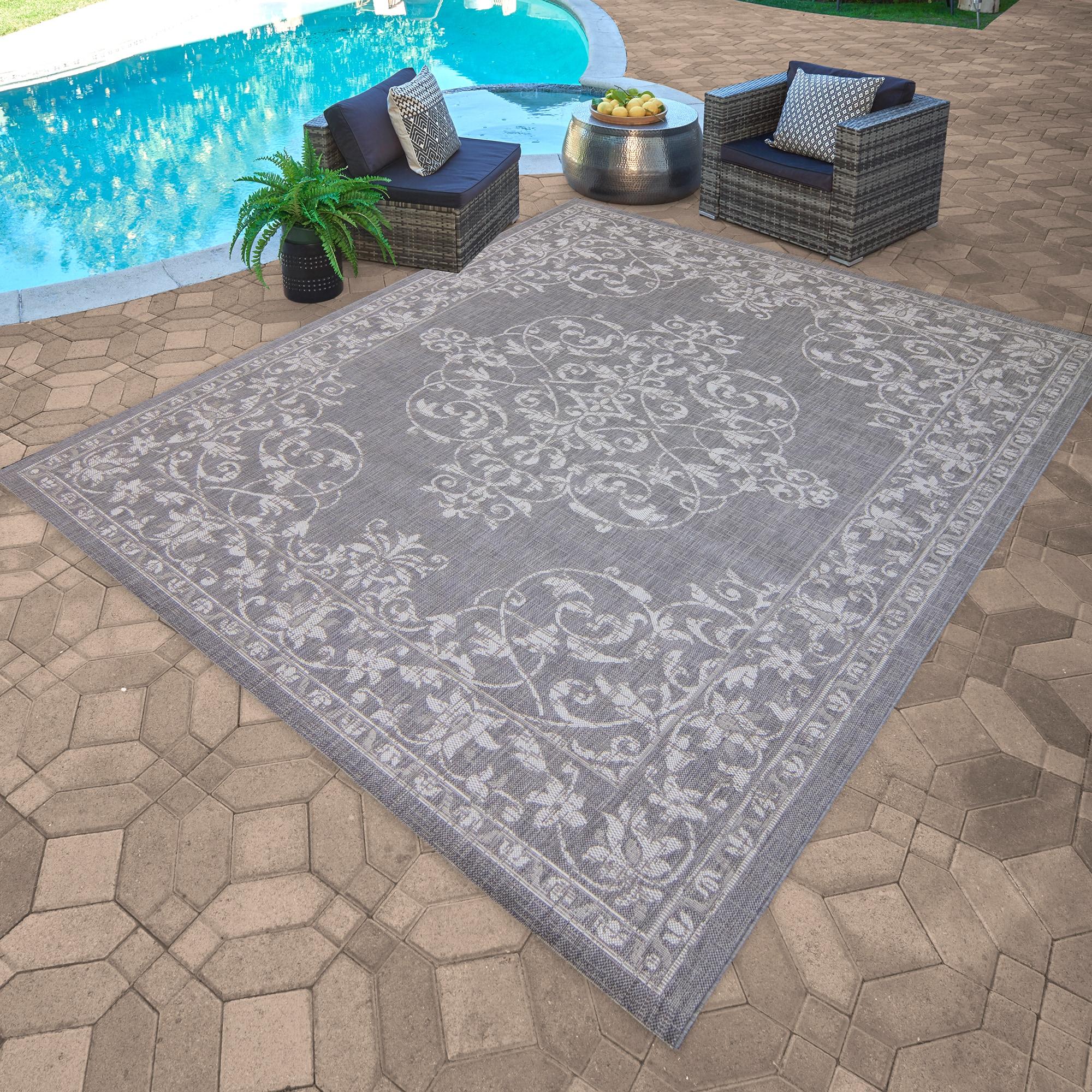Paseo Ryoan Gray/Silver Traditional Medallion Flatweave Indoor/Outdoor Area Rug
