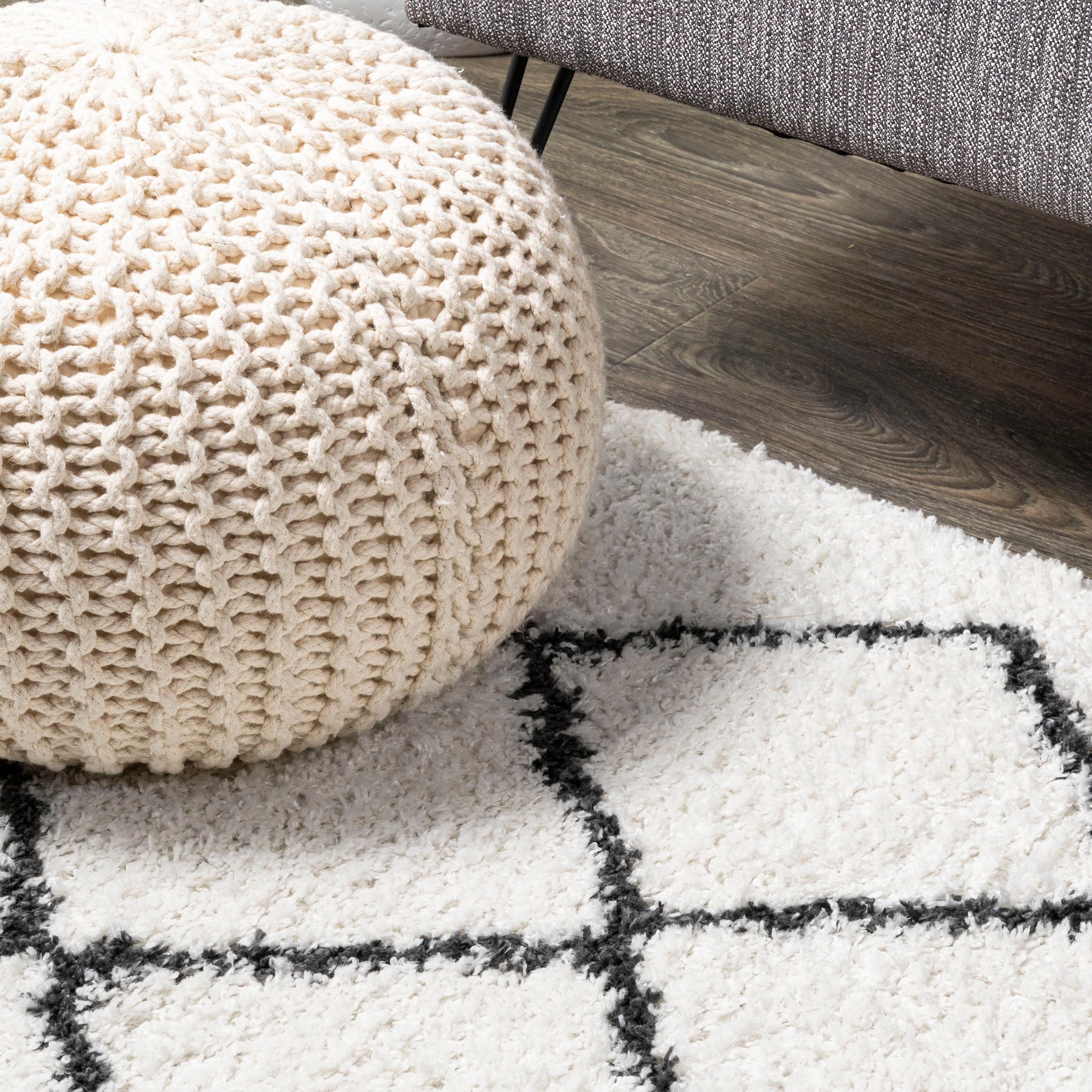 5'x8' Cami Moroccan Style Diamond Shag Area Rug, White - JONATHAN Y