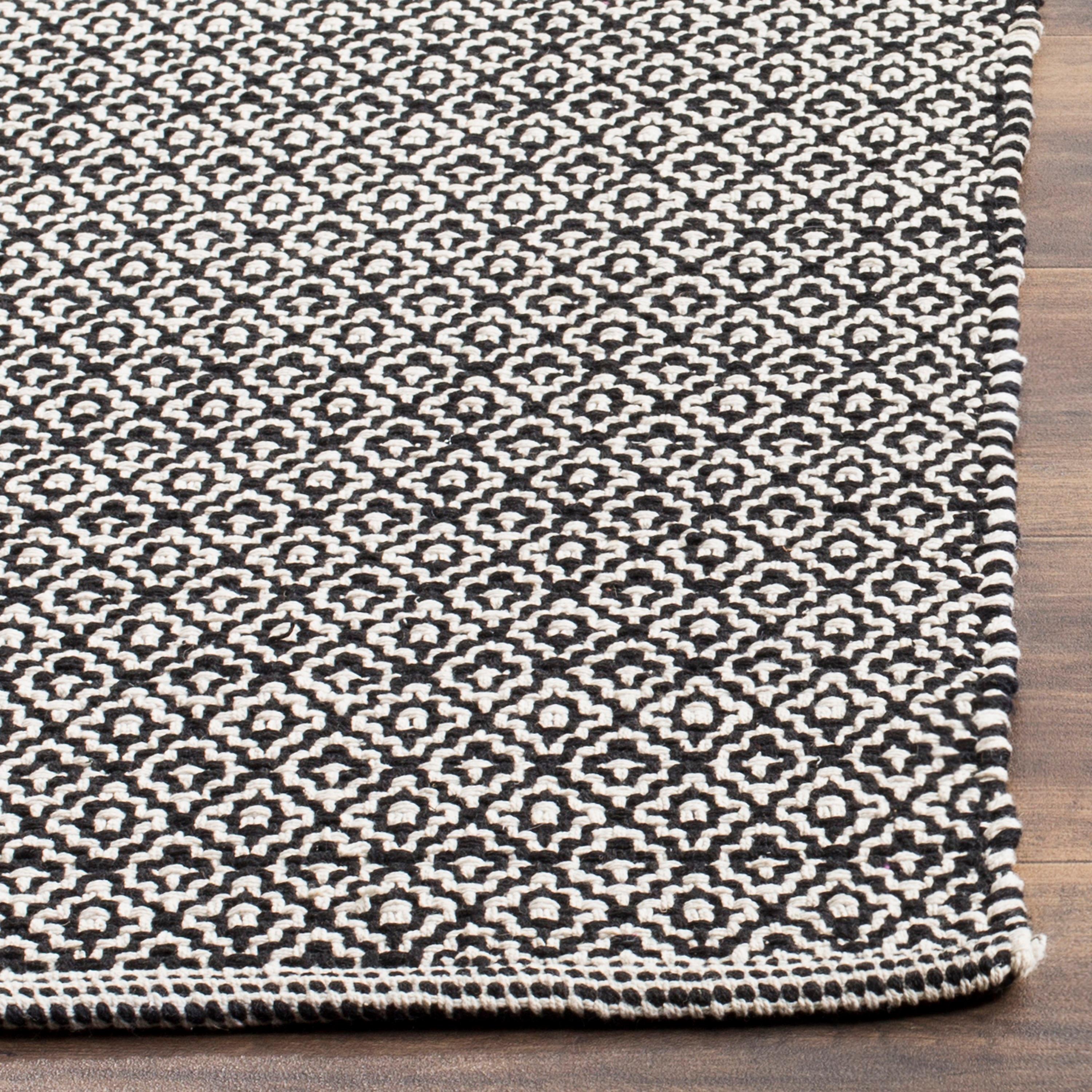 Montauk MTK717 Hand Woven Indoor Area Rug - Ivory/Black - 6'x6' - Safavieh.