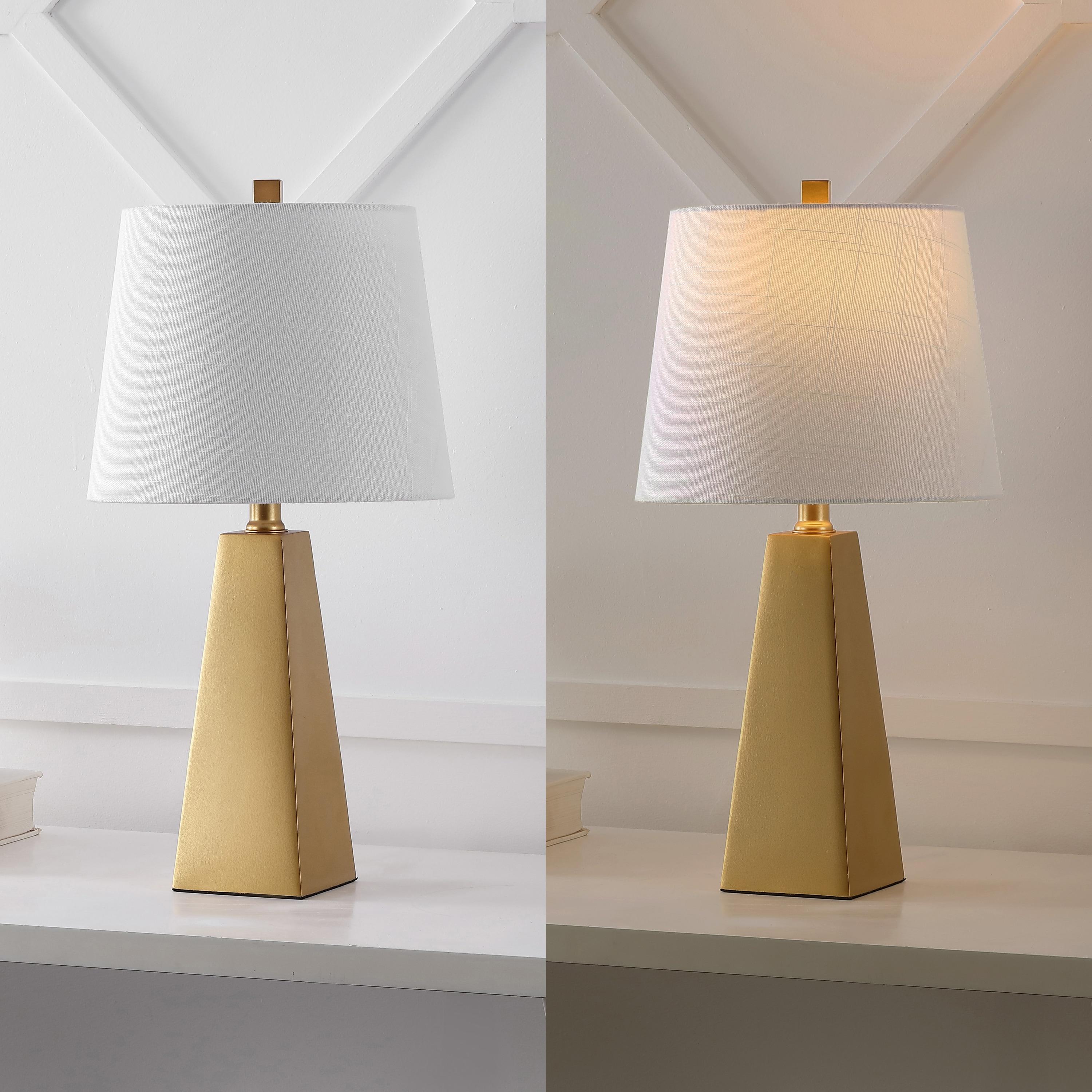 JONATHAN Y 20.5" Alexis Resin Table Lamp (Includes LED Light Bulb) Gold: Modern Geometric Pyramid Base, Silk-Wrapped Cord