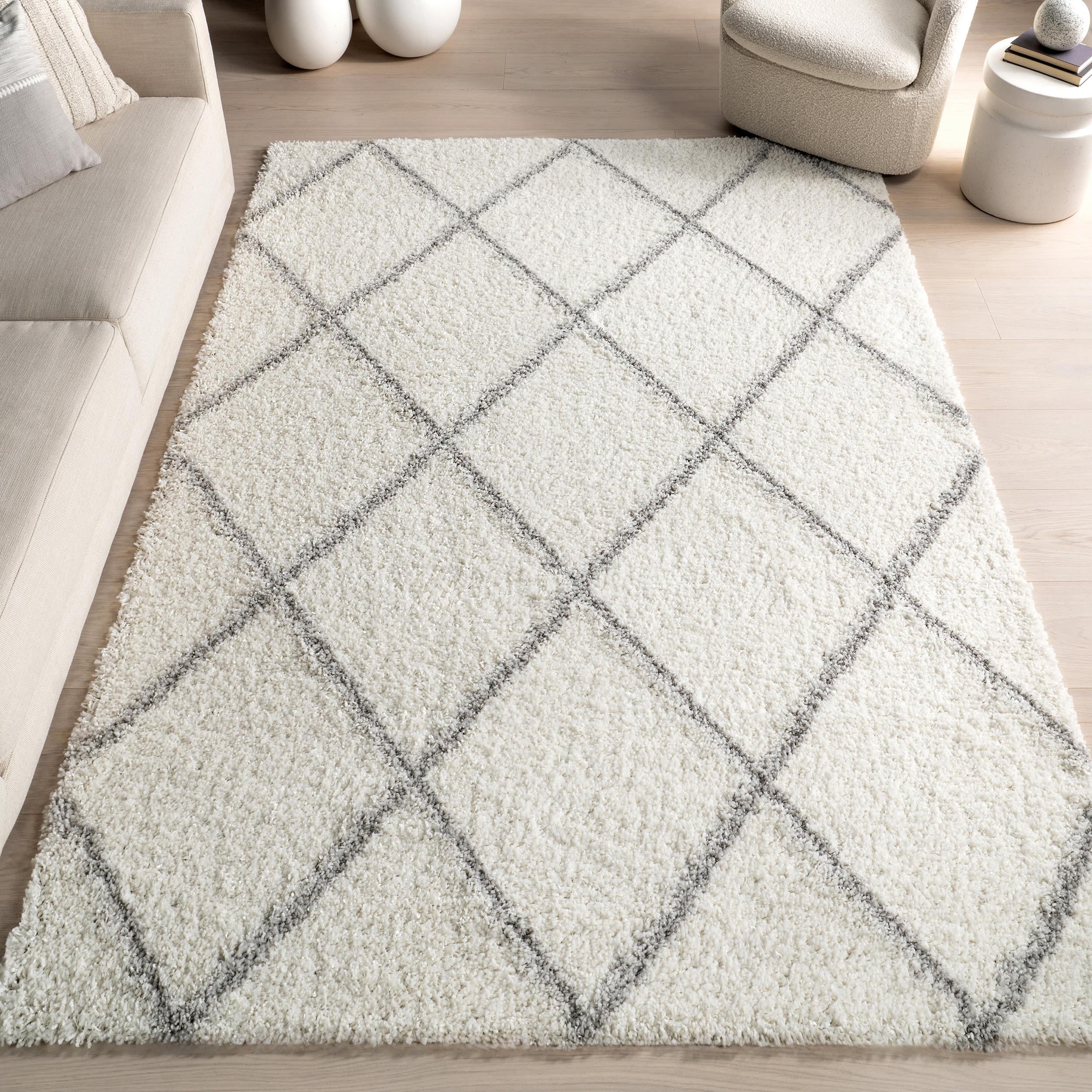 nuLOOM Trellis Cozy Soft & Plush Shag Area Rug, 6' 7" x 9', White