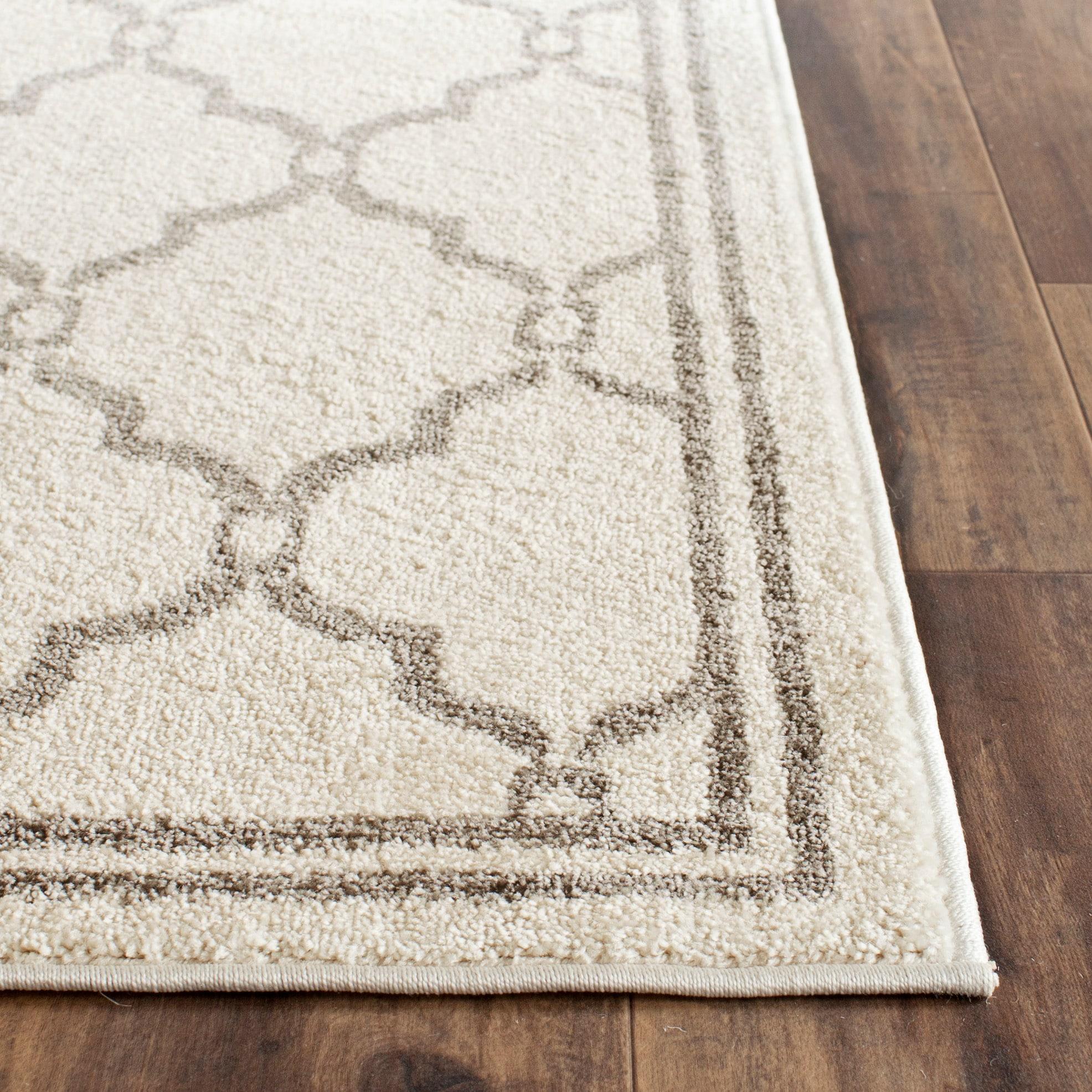 Amherst AMT414 Power Loomed Indoor Area Rug - Ivory/Grey - 6'x9' - Safavieh