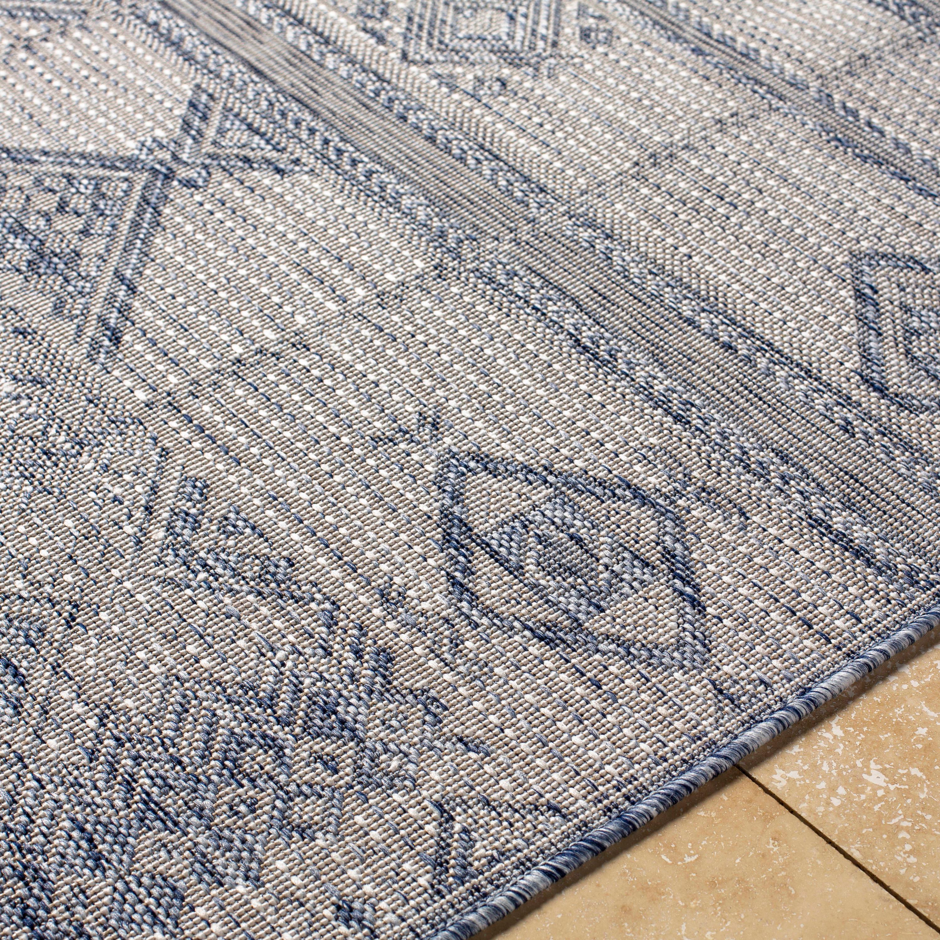 Yamina Indoor / Outdoor Rug - Blue / 5'3" x 7'