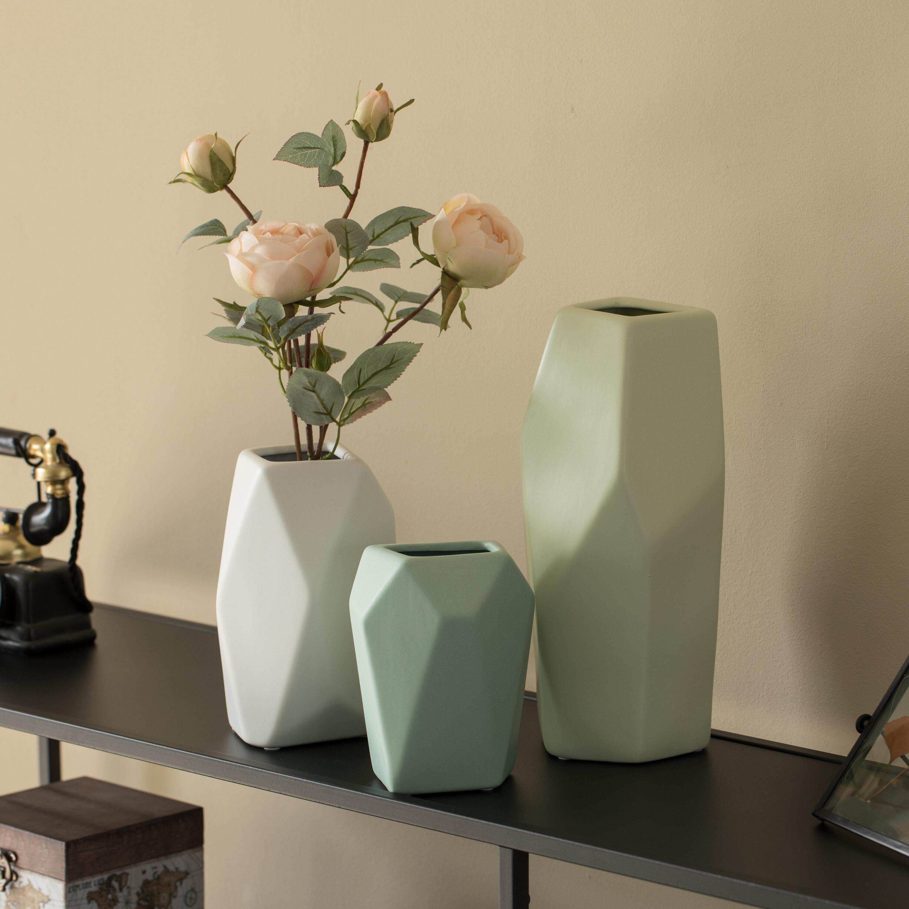 Uniquewise 8" H Decorative Ceramic Multi Paned Vase, Modern Style Centerpiece Table Vase White, Medium