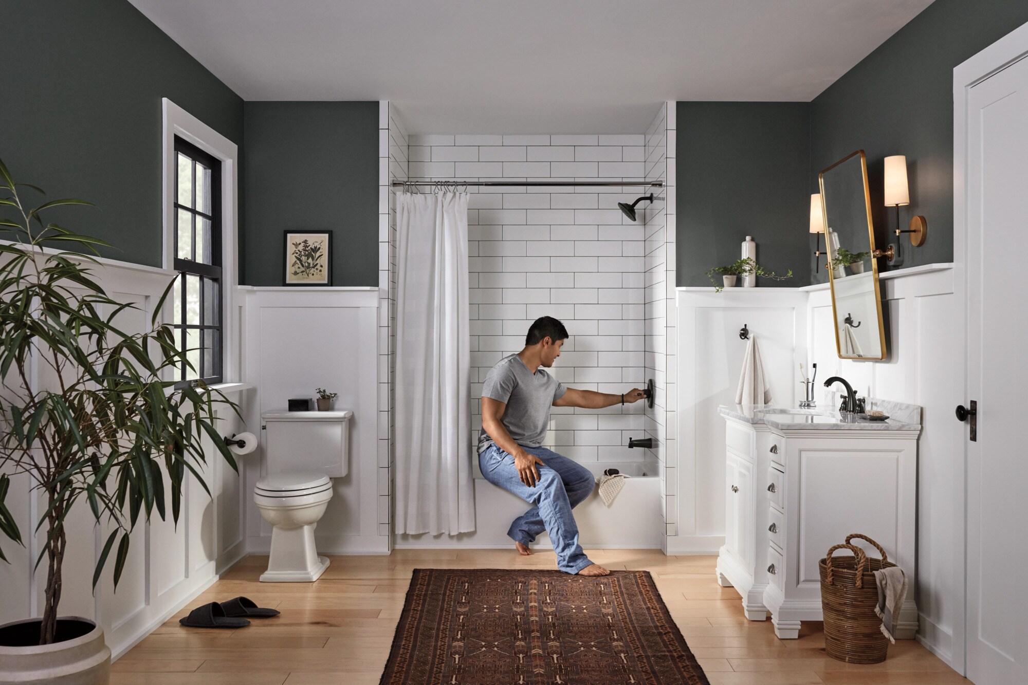 Elmhurst Widespread 2-handle Bathroom Faucet with Drain Assembly