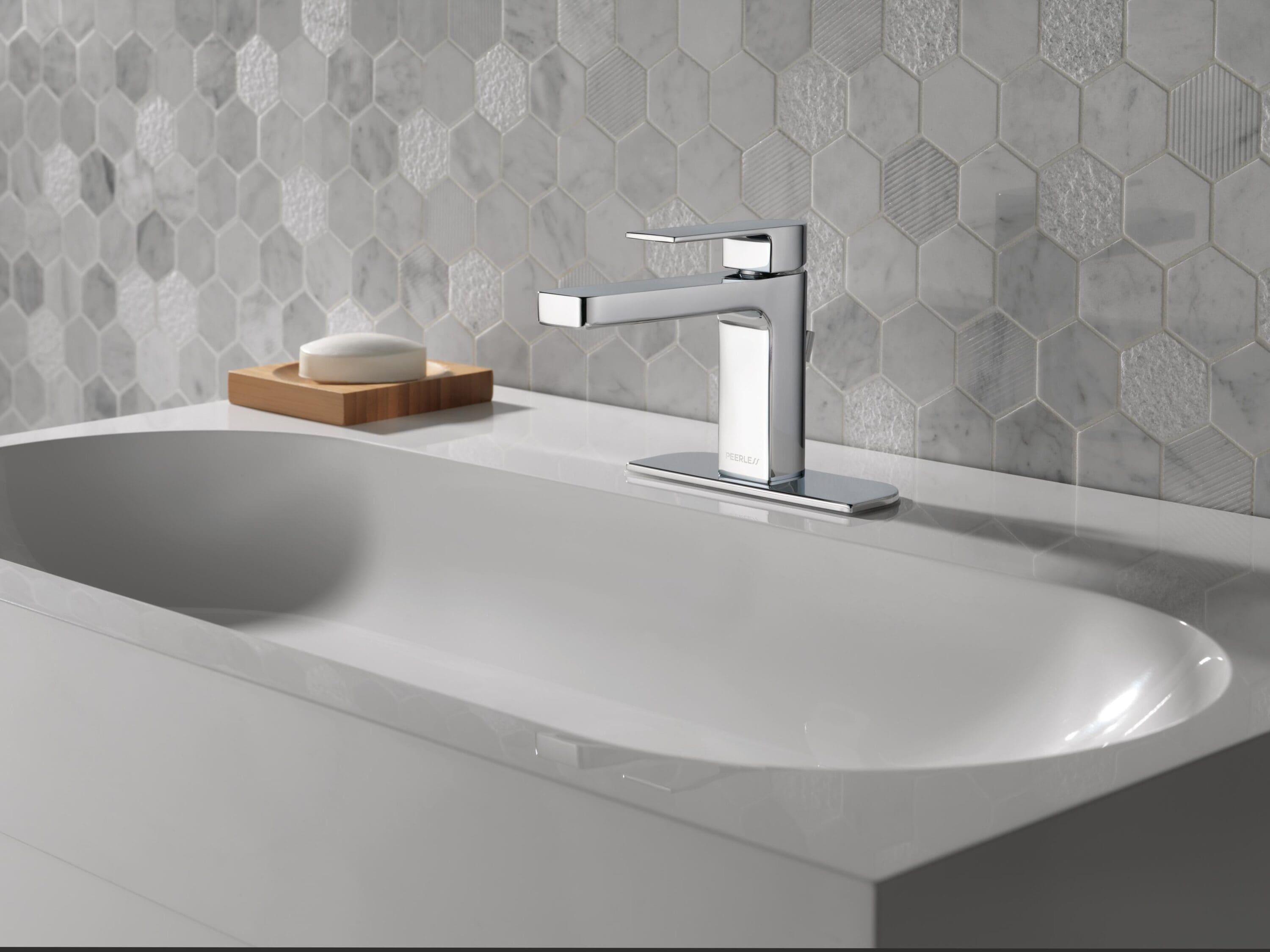 Xander Single-Hole Bathroom Faucet with Drain Assembly