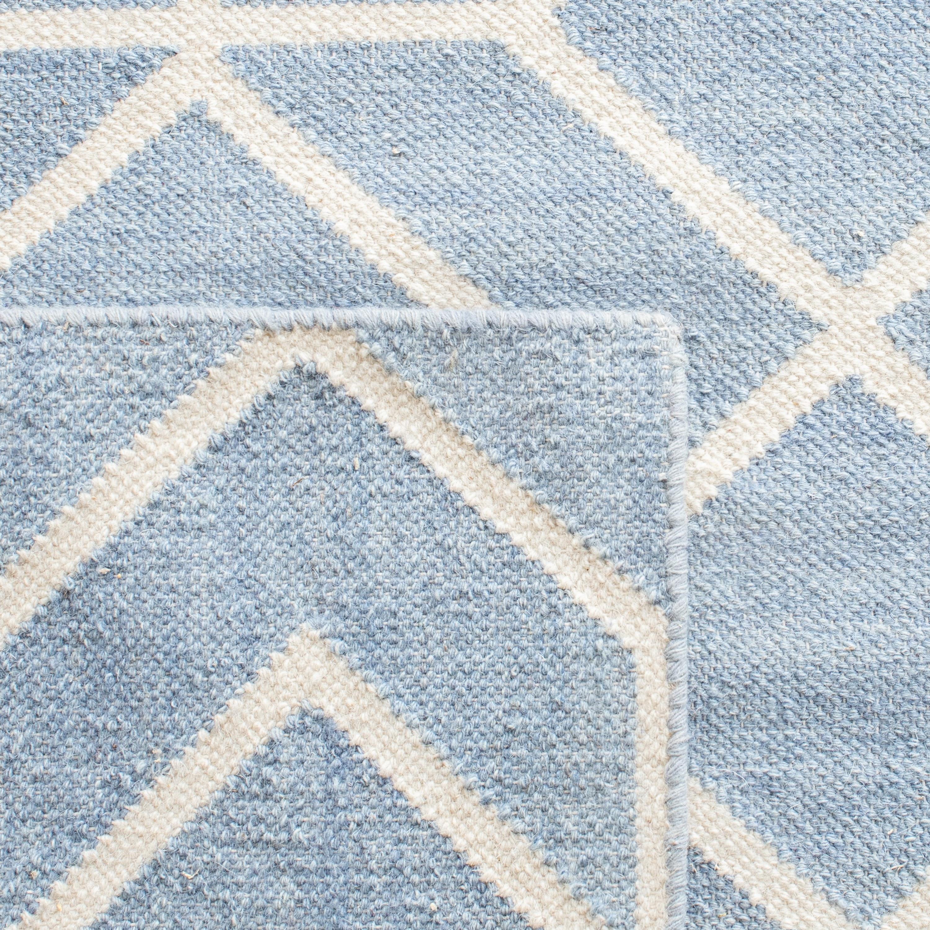 SAFAVIEH Dhurrie Addison Geometric Moroccan Wool Area Rug, Blue/Ivory, 8' x 10'